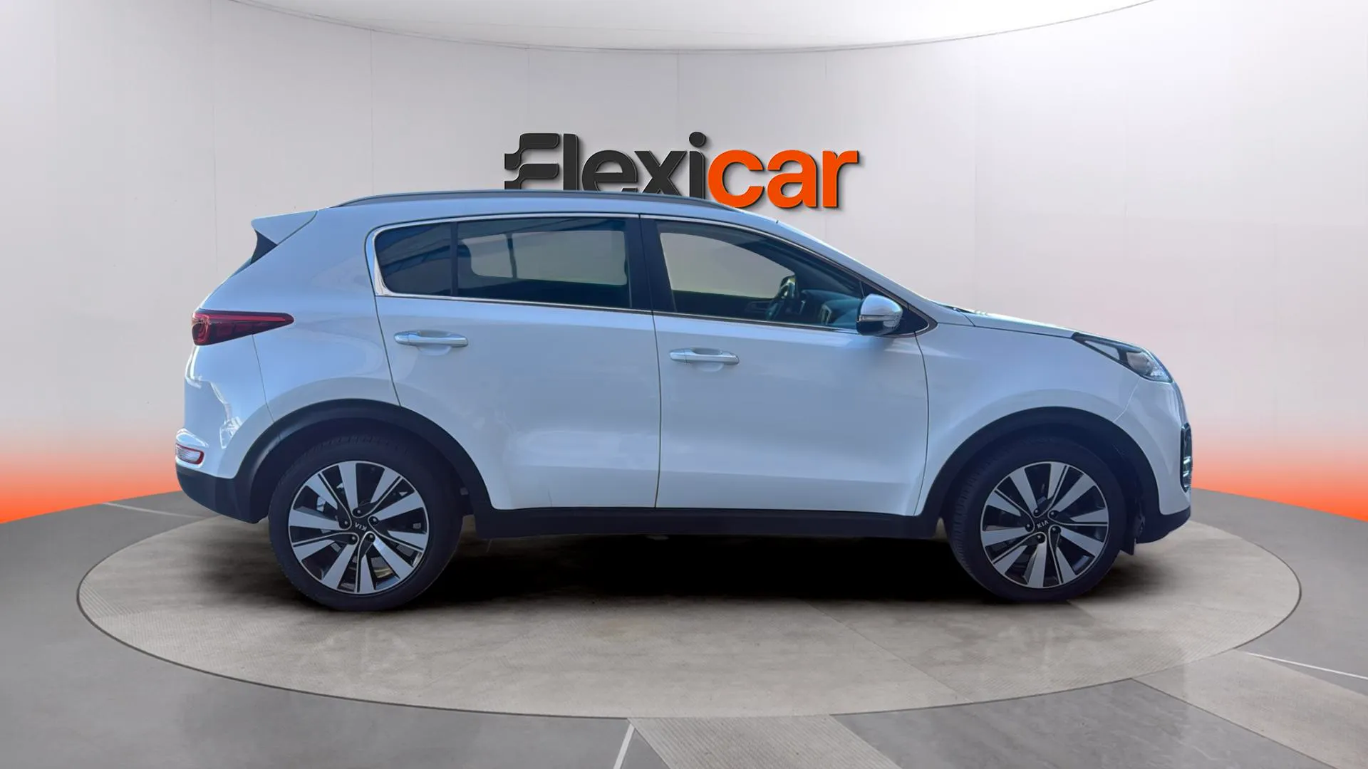 Kia Sportage 1.7 CRDi VGT x-Tech17 4x2 Eco-Dyn - foto 5