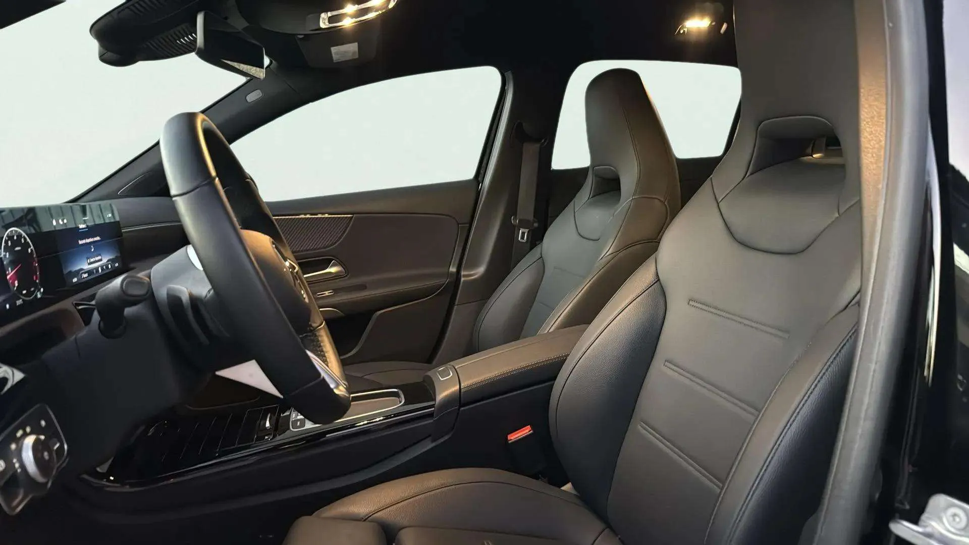 Mercedes-Benz Clase A A 180 - foto 13