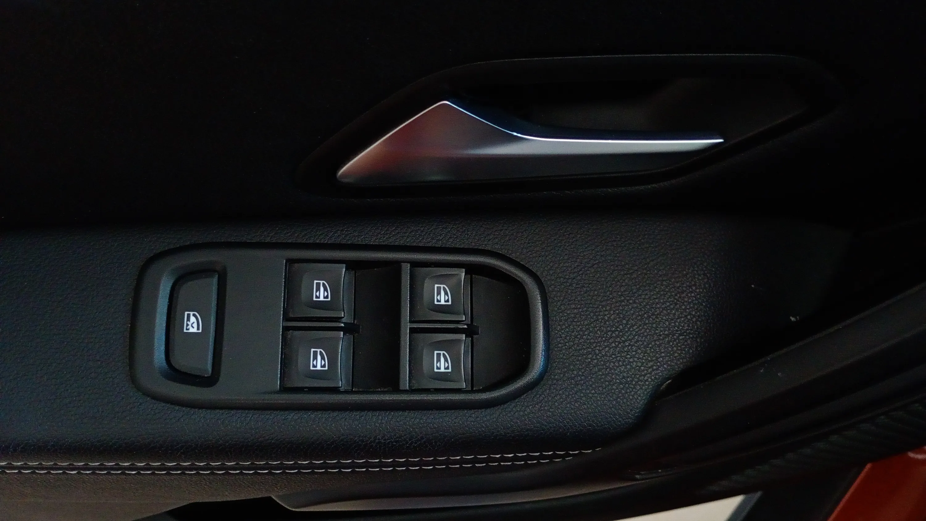 Dacia Duster Comfort TCe ECO-G 4x2 - foto 18