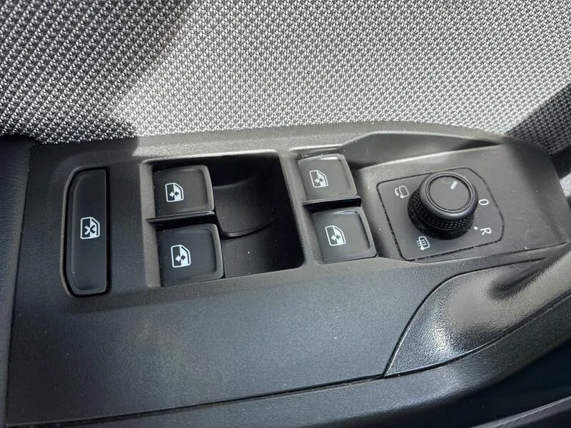 SEAT León 2.0 TDI Style Go - foto 36
