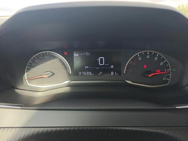 Peugeot 2008 Active BlueHDi - foto 3