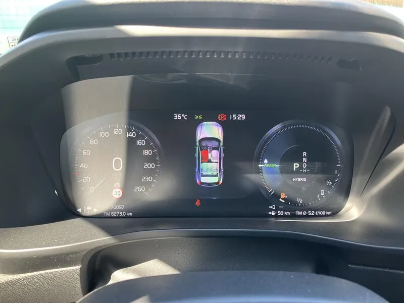 Volvo XC40 1.5 T4 Recharge PHEV Core - foto 18