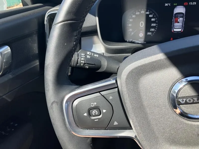 Volvo XC40 1.5 T4 Recharge PHEV Core - foto 19