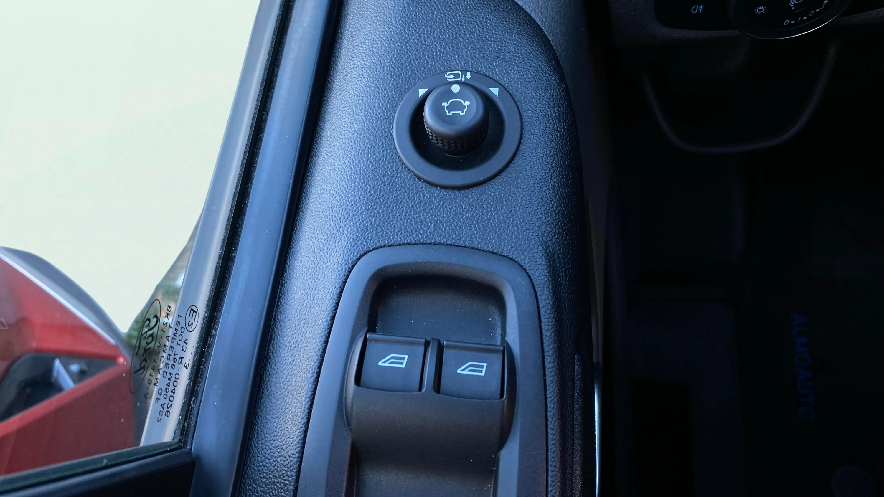 Ford Transit Custom 2.0 TDCi Ecoobot Hybryd Trend 5 Plazas - foto 16