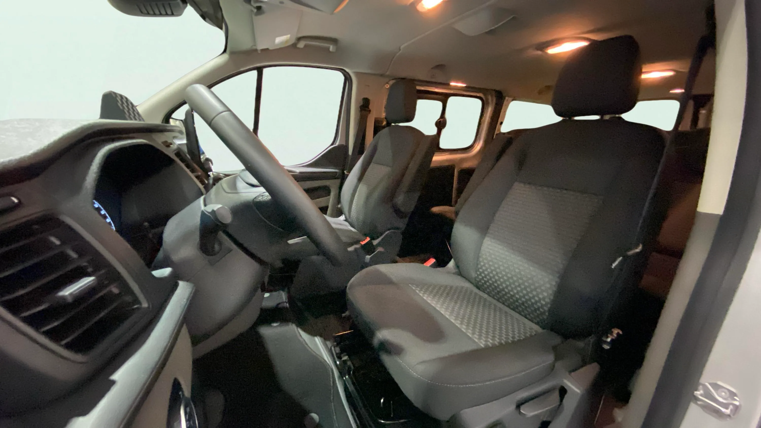 Ford Transit Custom 2.0 TDCi Ecoobot Hybryd Trend 5 Plazas - foto 10