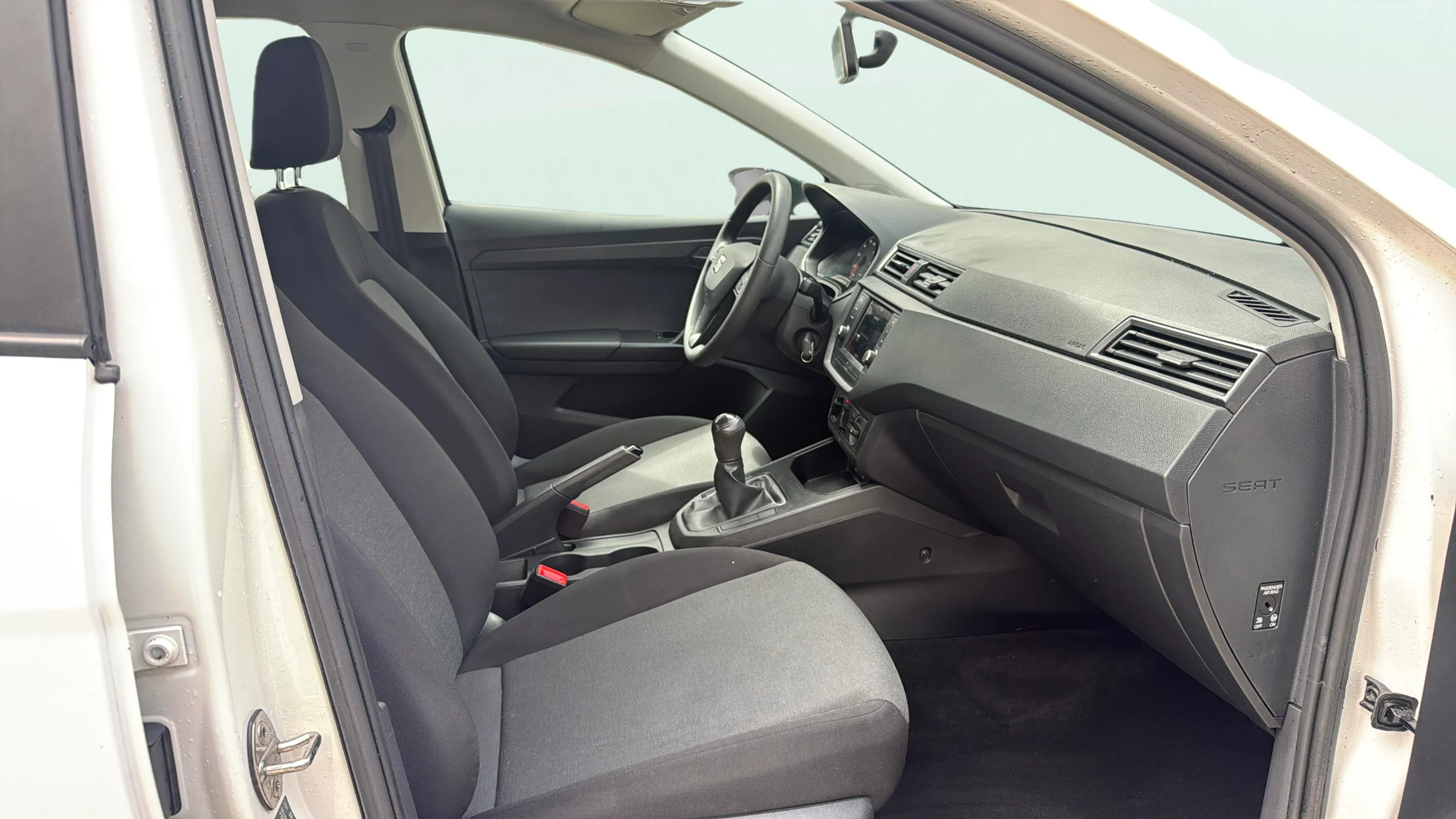 SEAT Ibiza 1.0 MPI Reference - foto 14