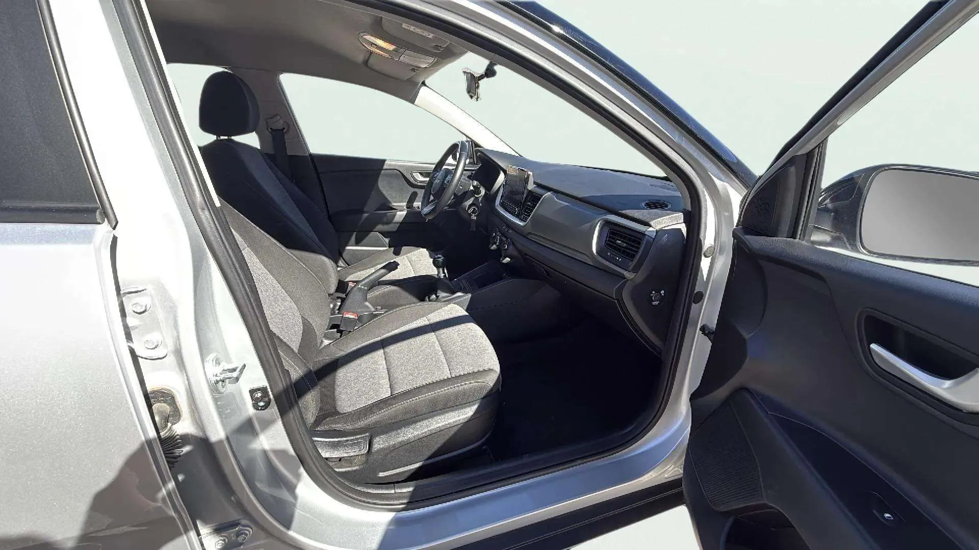 Kia Stonic 1.2 DPi Concept - foto 14