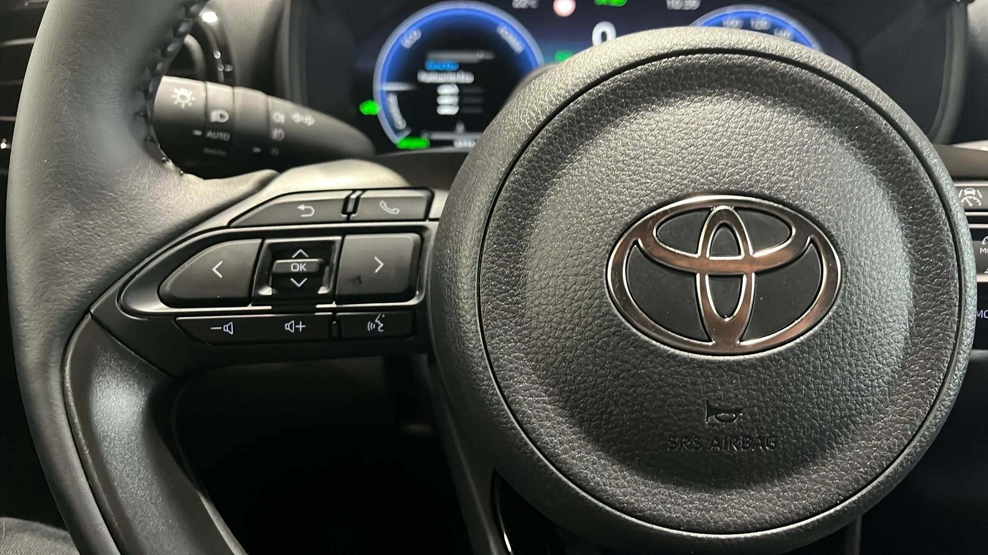 Toyota Yaris 1.5 120H Style - foto 15