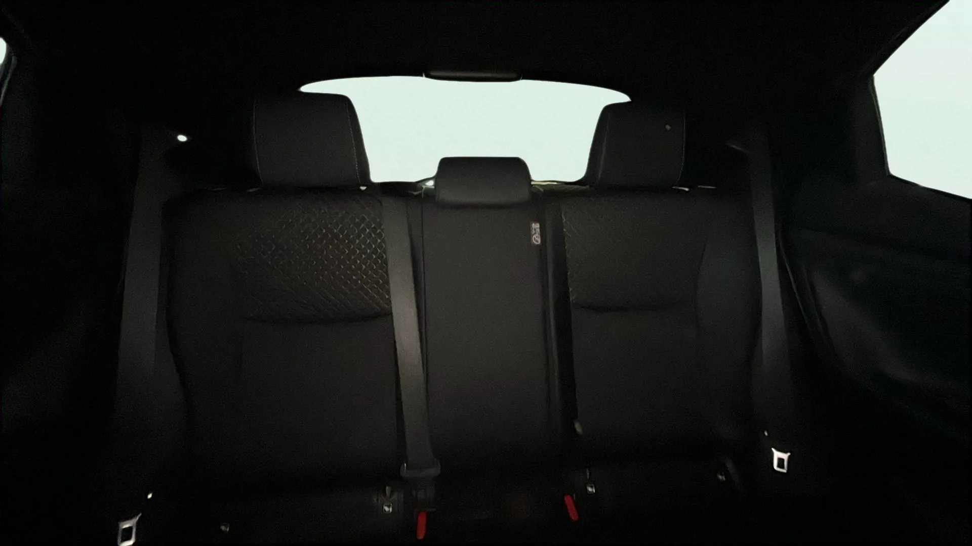 Toyota Yaris 1.5 120H Style - foto 19