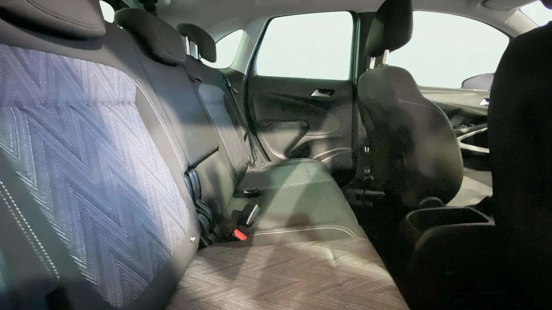 Opel Crossland 1.2 Edition - foto 17
