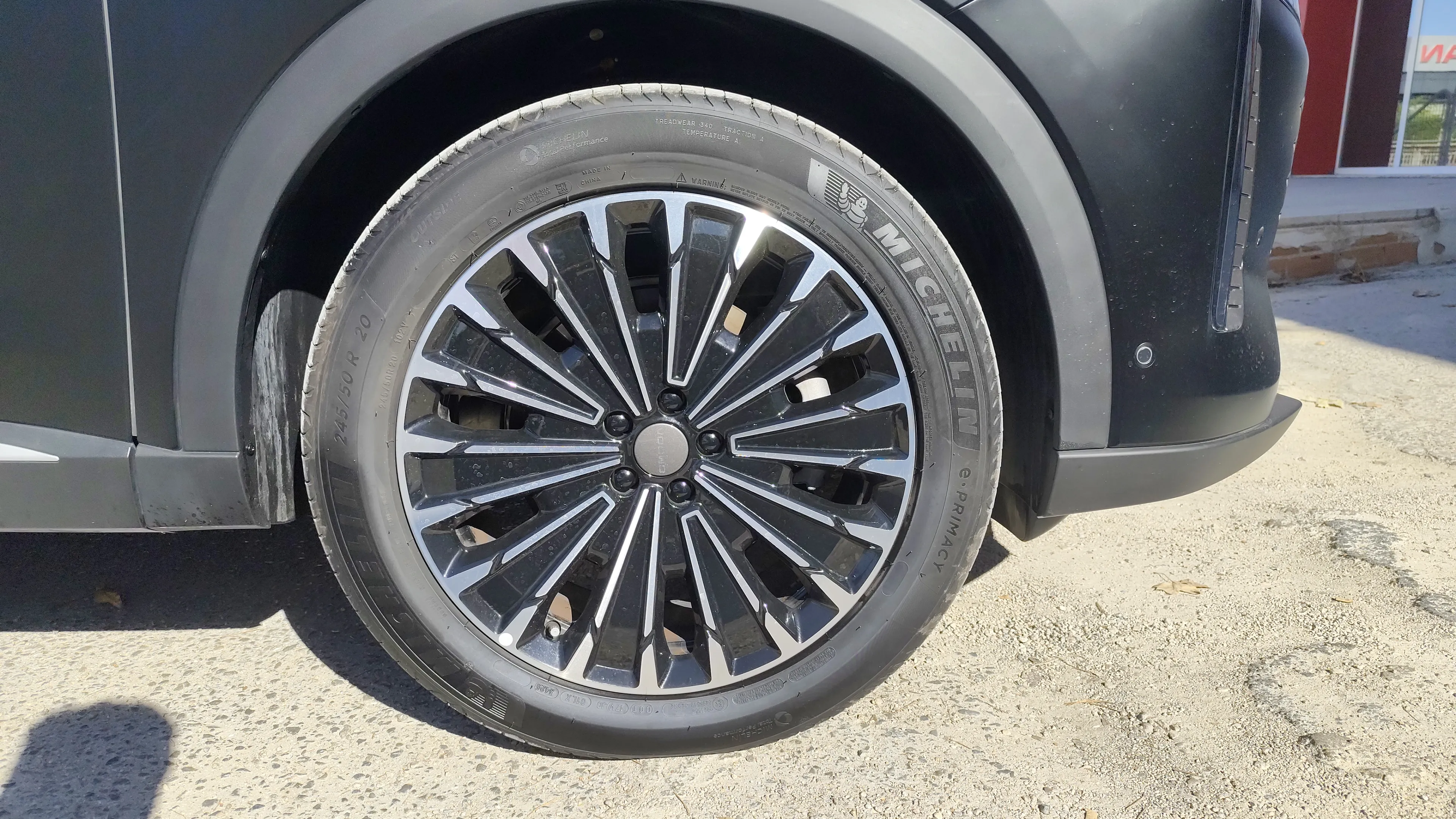 Omoda 9 SHS Premium 1.5 T-GDi AWD - foto 24