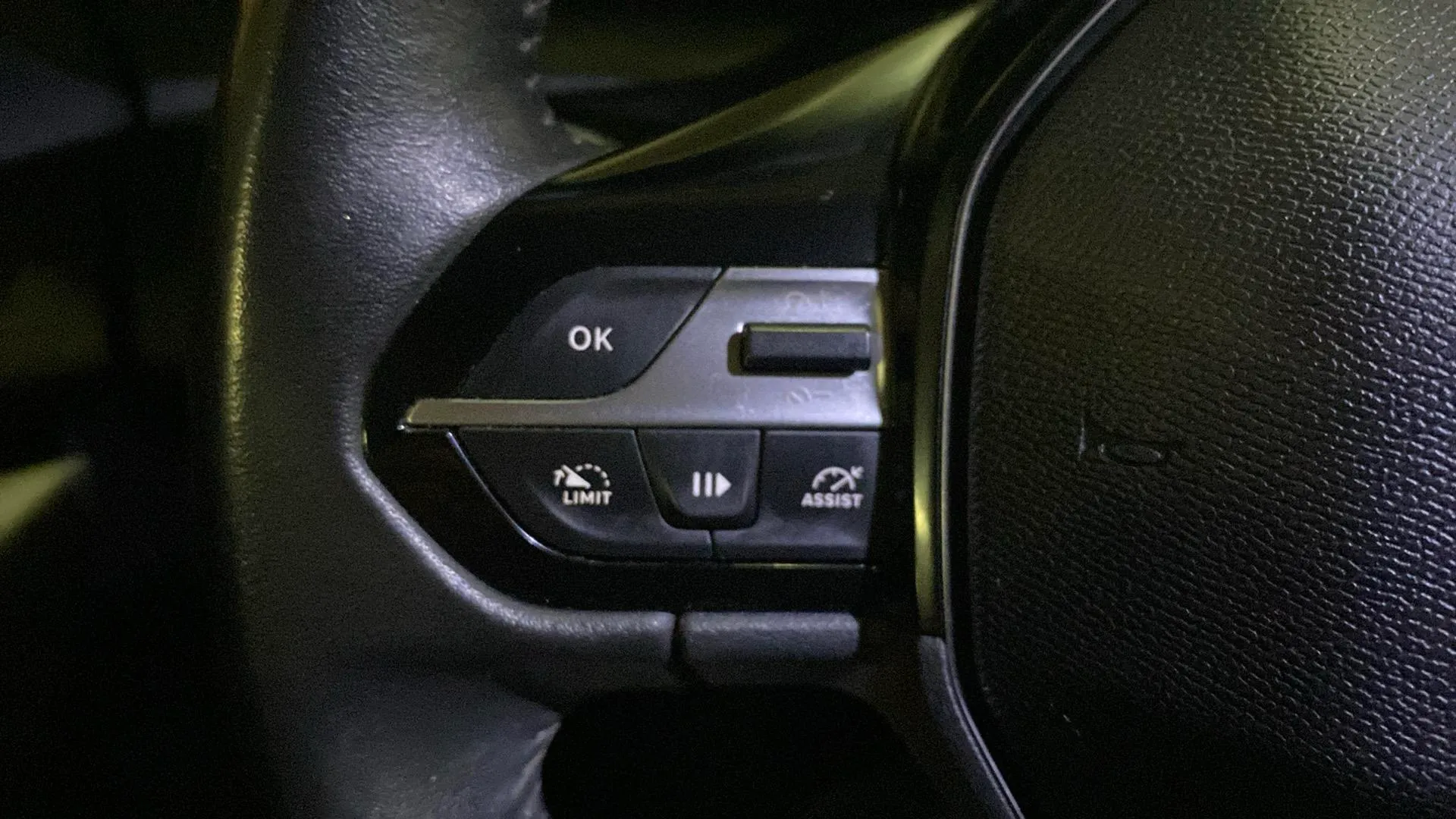 Peugeot 308 Active Pack PureTech 130 - foto 15