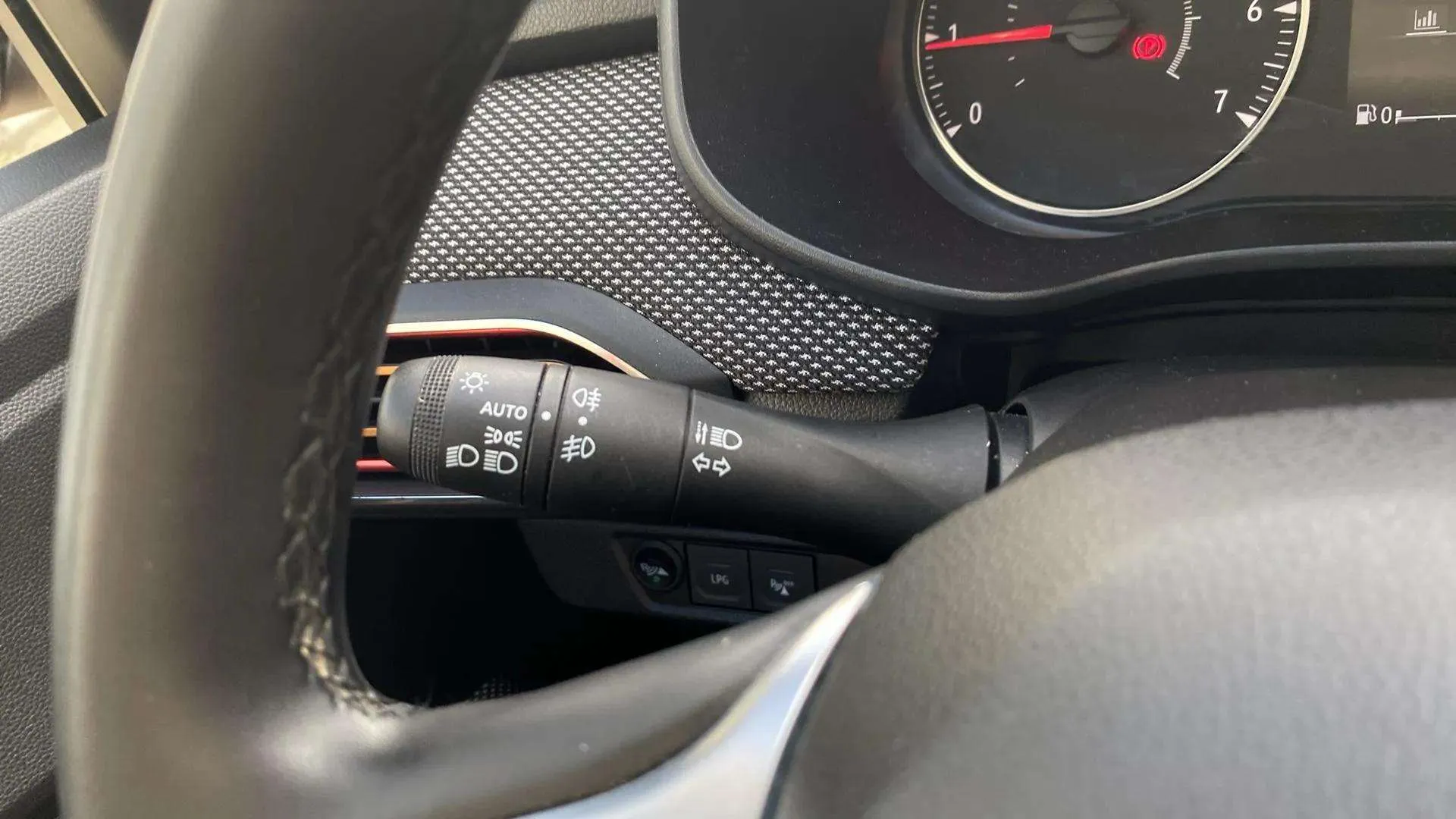 Dacia Sandero Comfort ECO-G - foto 14