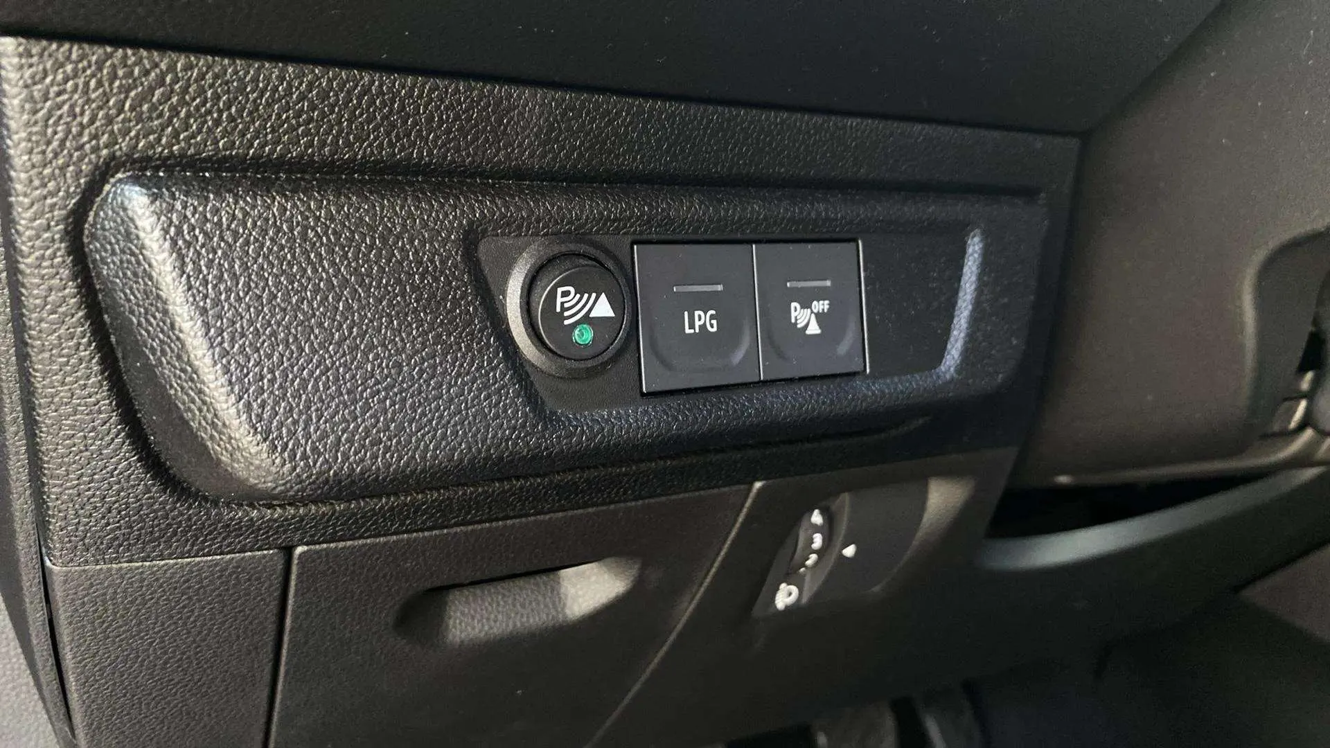 Dacia Sandero Comfort ECO-G - foto 18