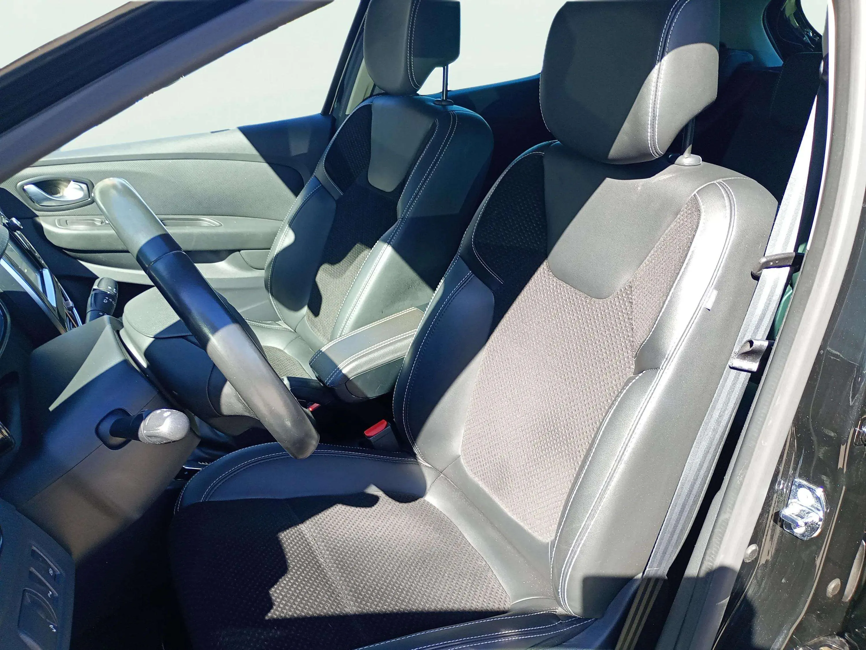 Renault Clio Zen Energy TCe EDC - foto 14