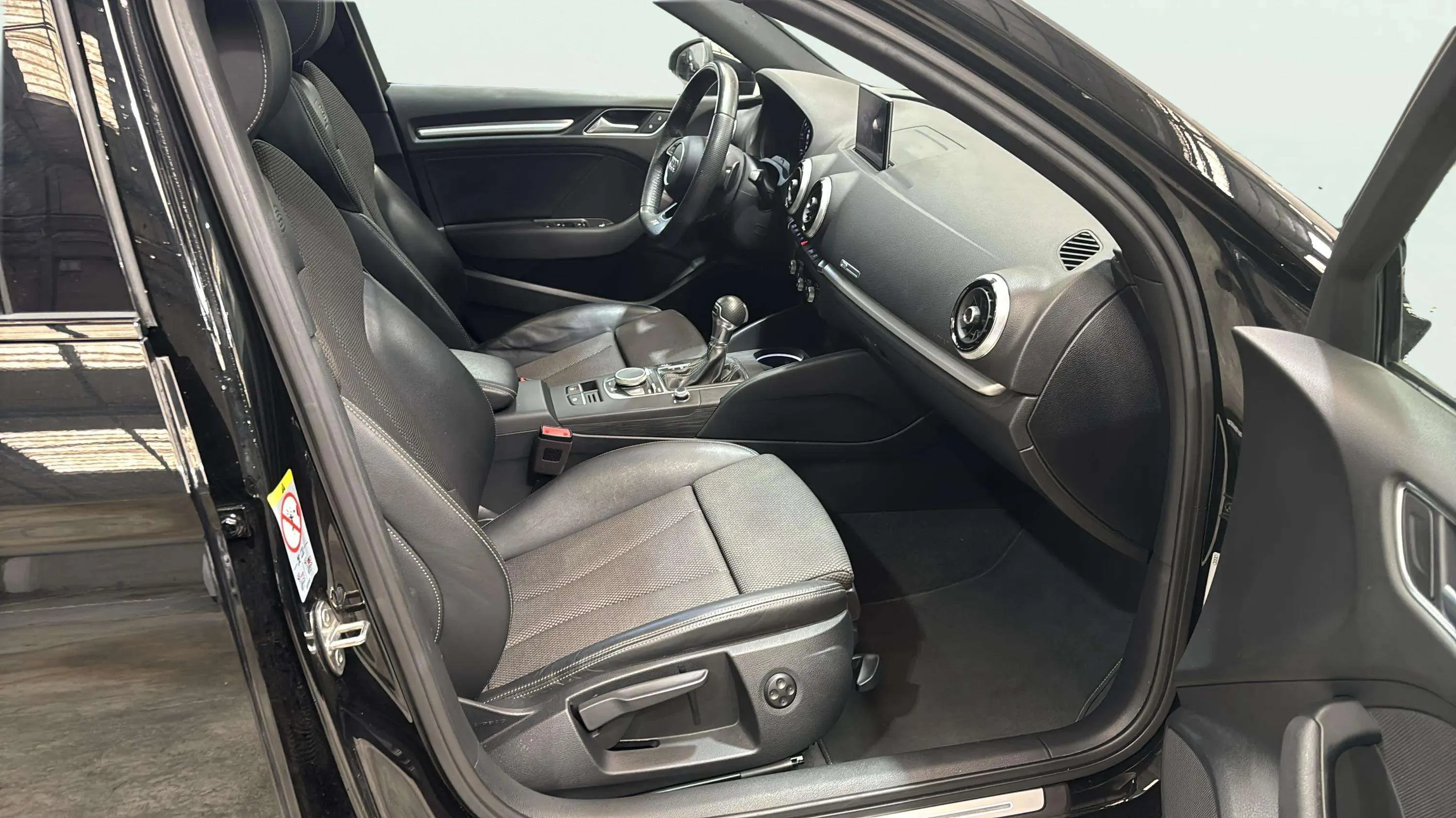Audi A3 Sedan Black line 35 TDI S tronic - foto 24
