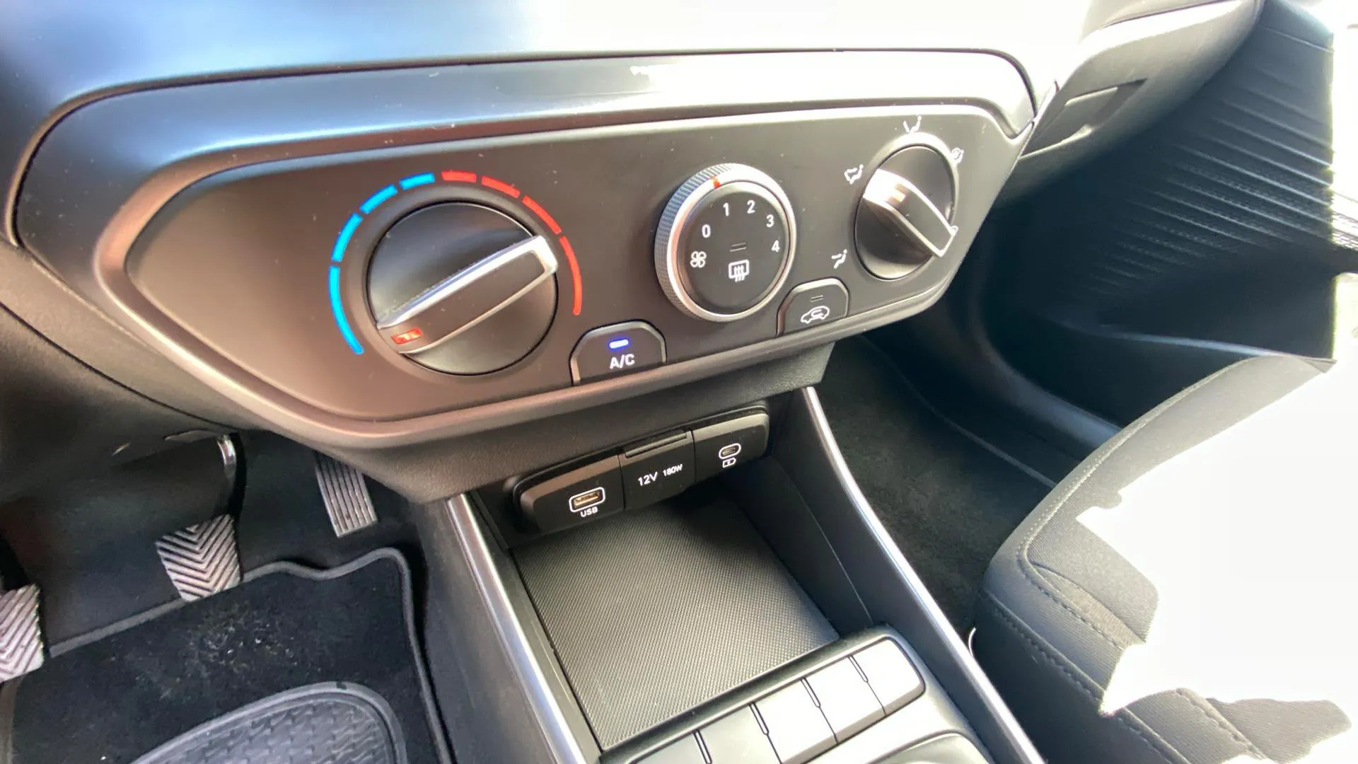 Hyundai i20 1.2 MPI Klass - foto 16