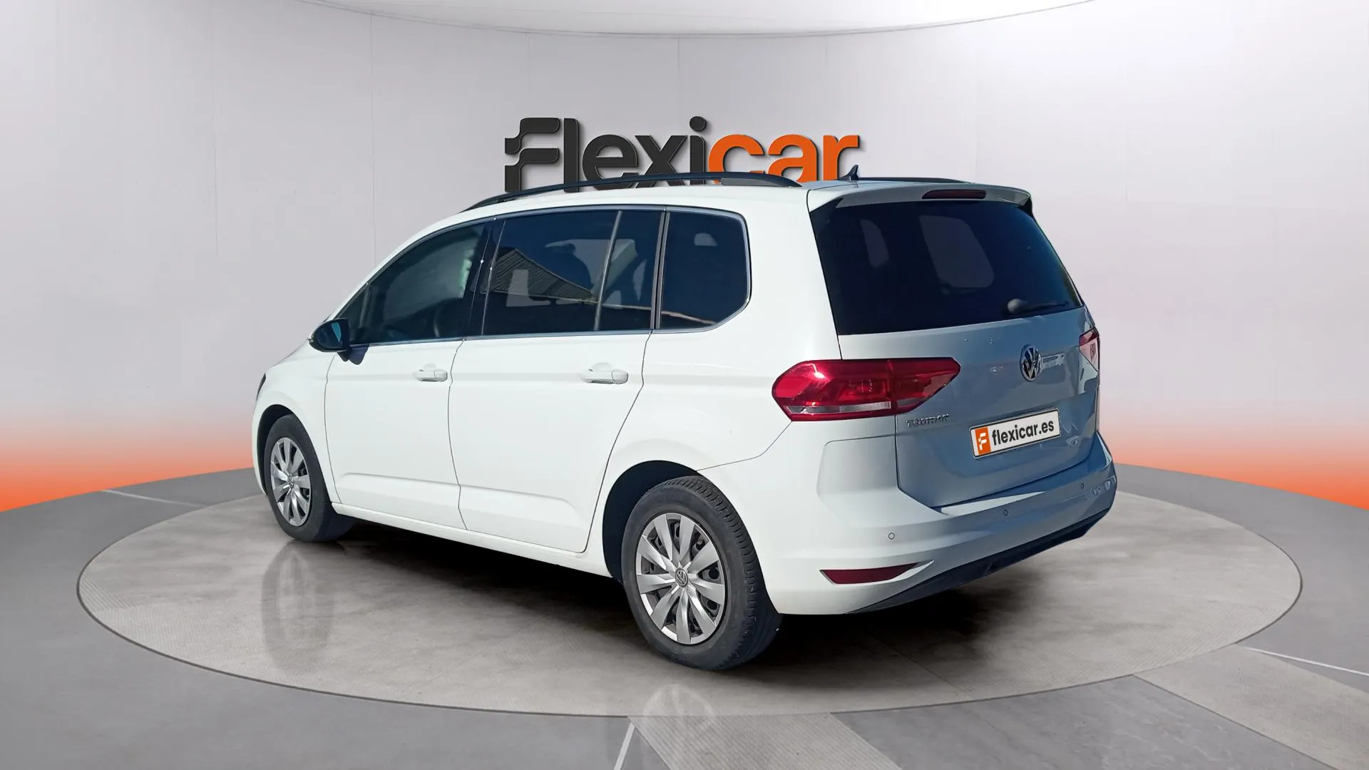 Volkswagen Touran Advance 2.0 TDI DSG - foto 8