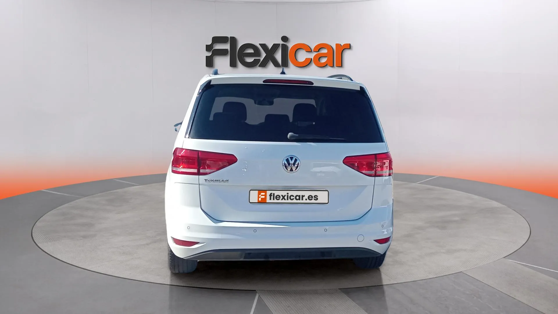 Volkswagen Touran Advance 2.0 TDI DSG - foto 9