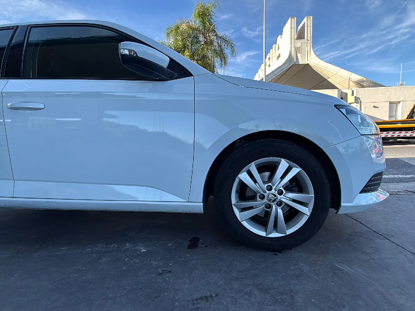 Škoda Fabia 1.0 TSI Ambition - foto 27