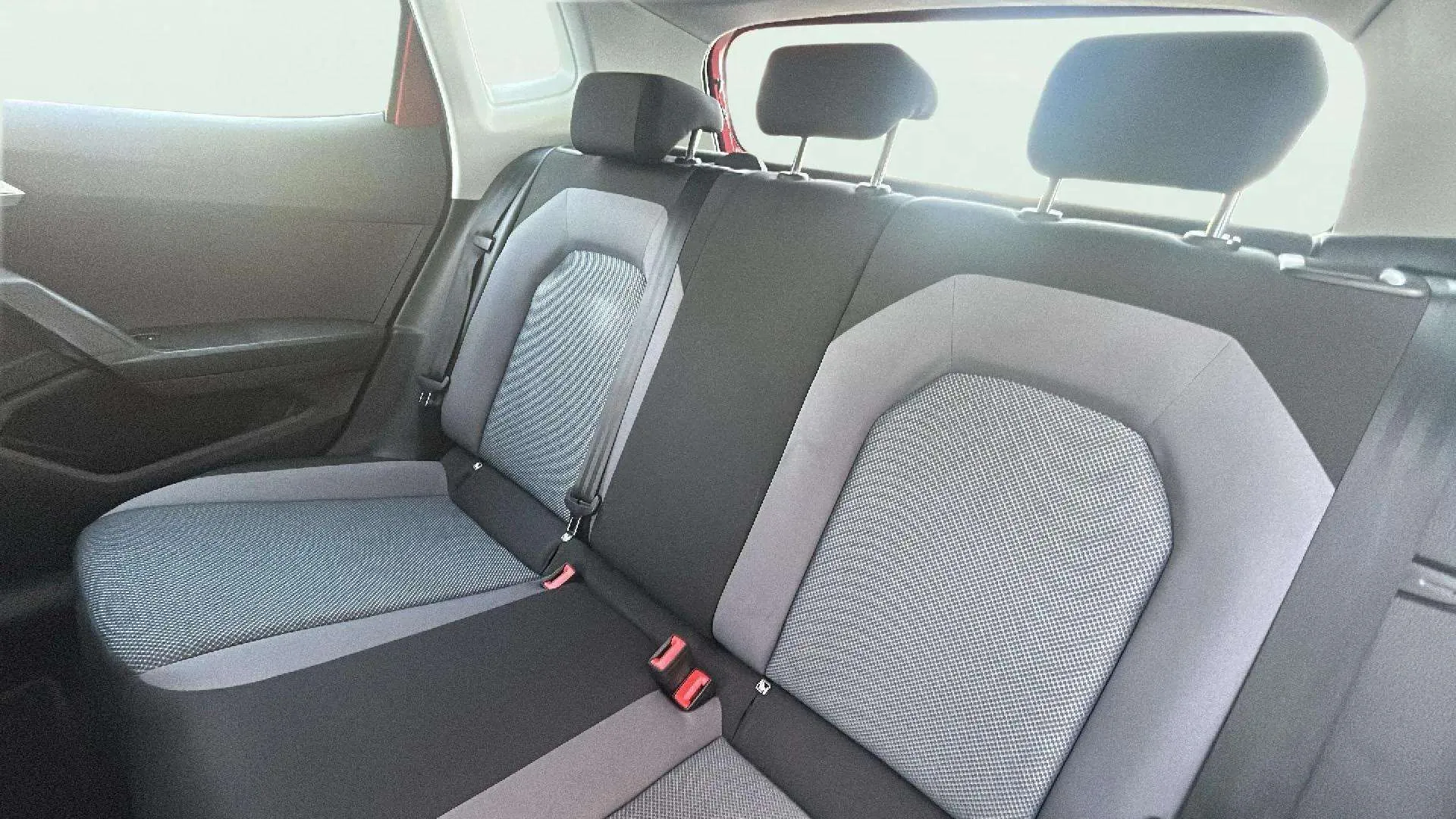 SEAT Arona 1.0 TSI Style Edition Eco - foto 24