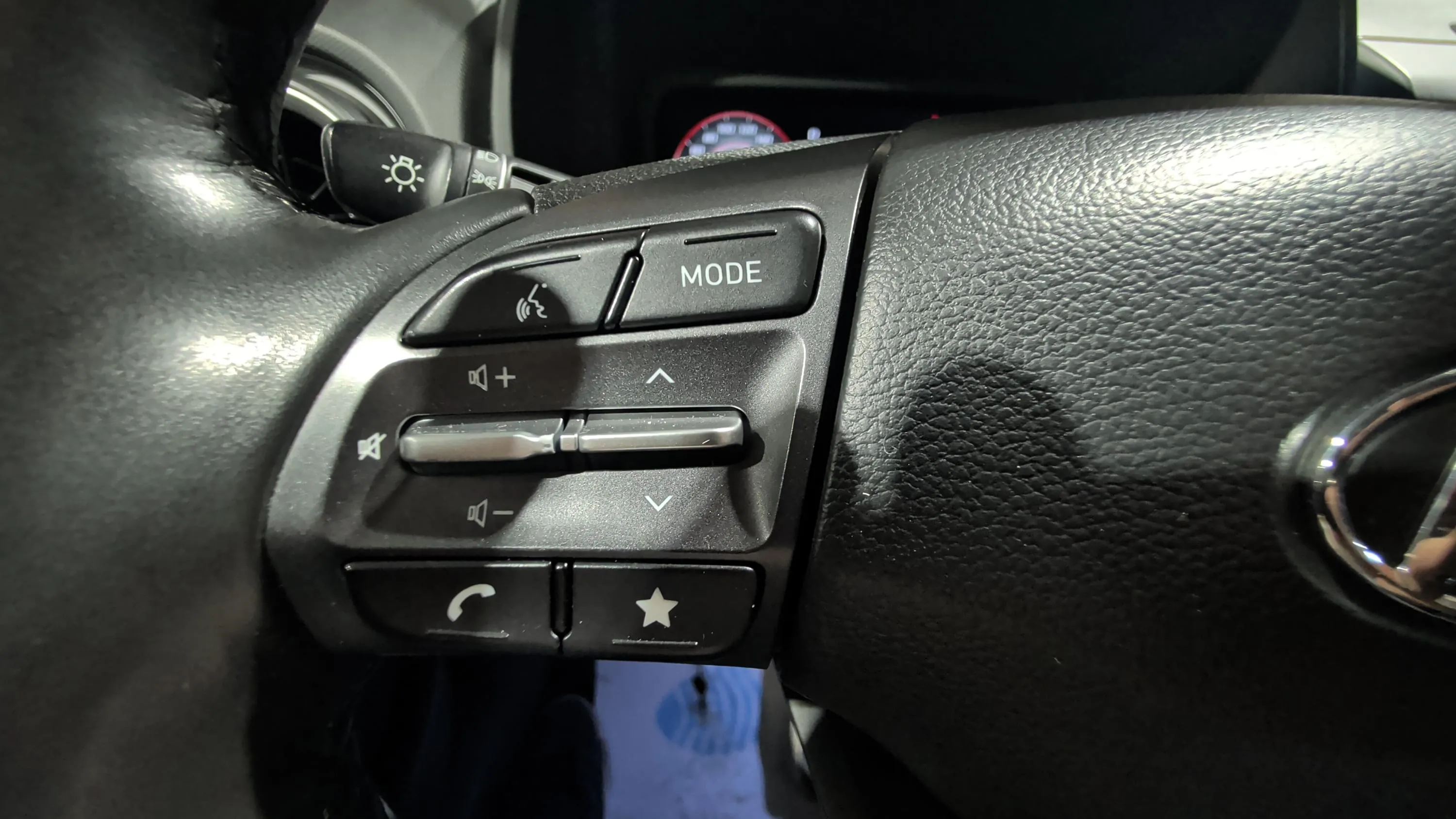 Hyundai Kona 1.6 GDI HEV Style Sky DCT - foto 11
