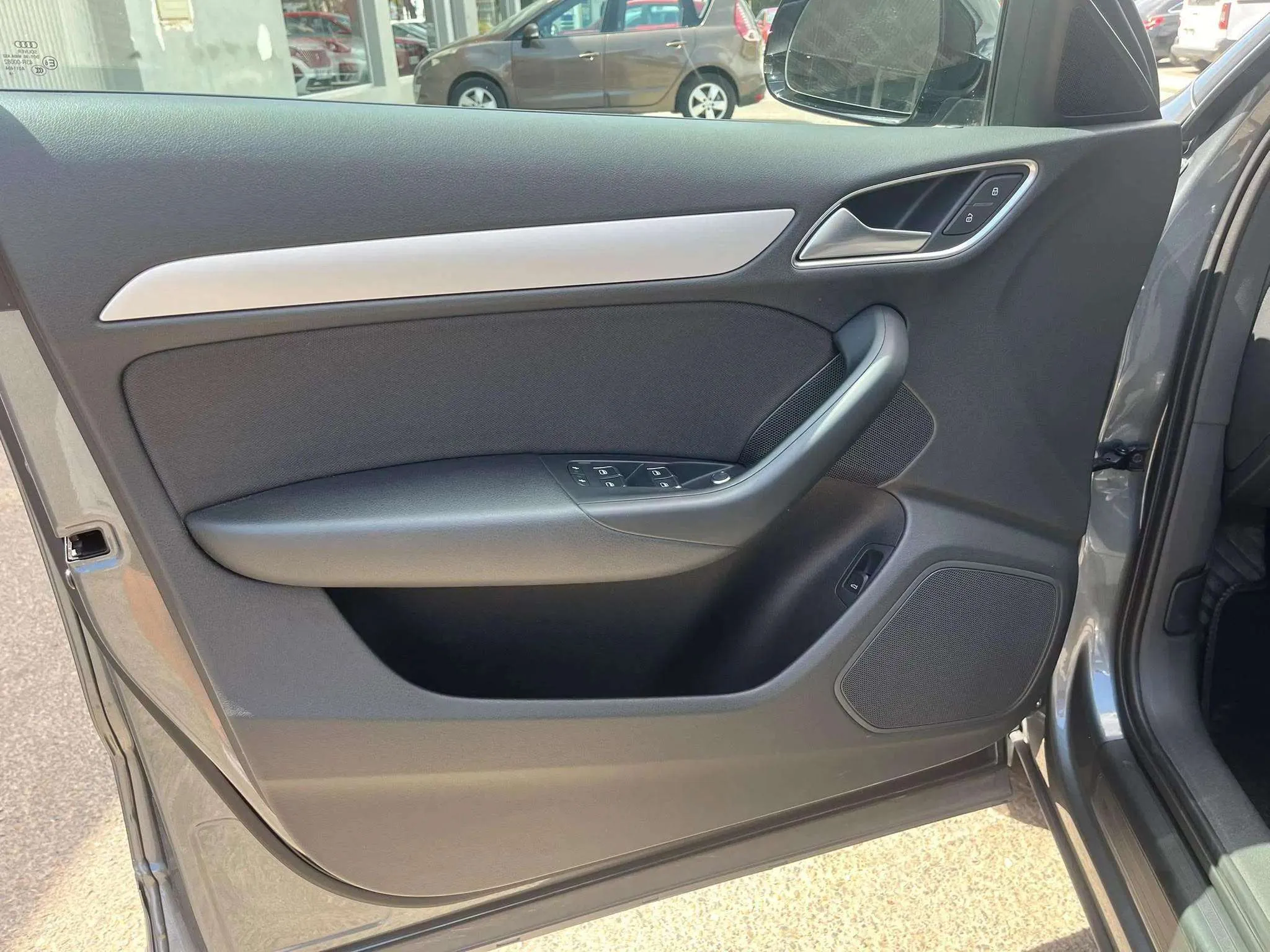 Audi Q3 2.0 TDI quattro S tronic - foto 9