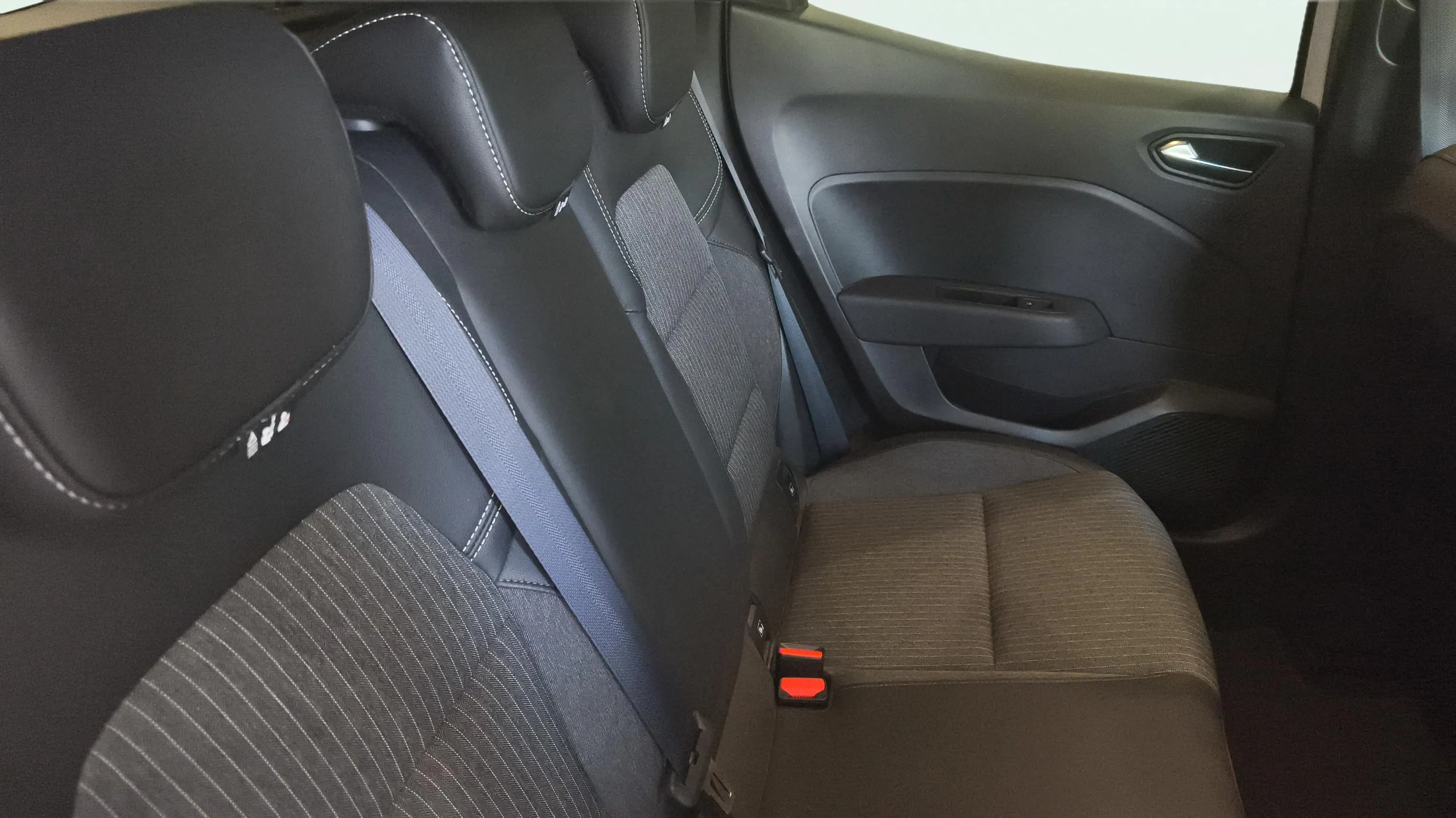 Renault Clio Equilibre Blue dCi - foto 8