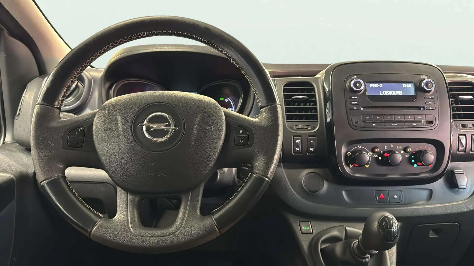 Opel Vivaro 1.6 CDTI L1 2.7t Combi Plus-9 - foto 8