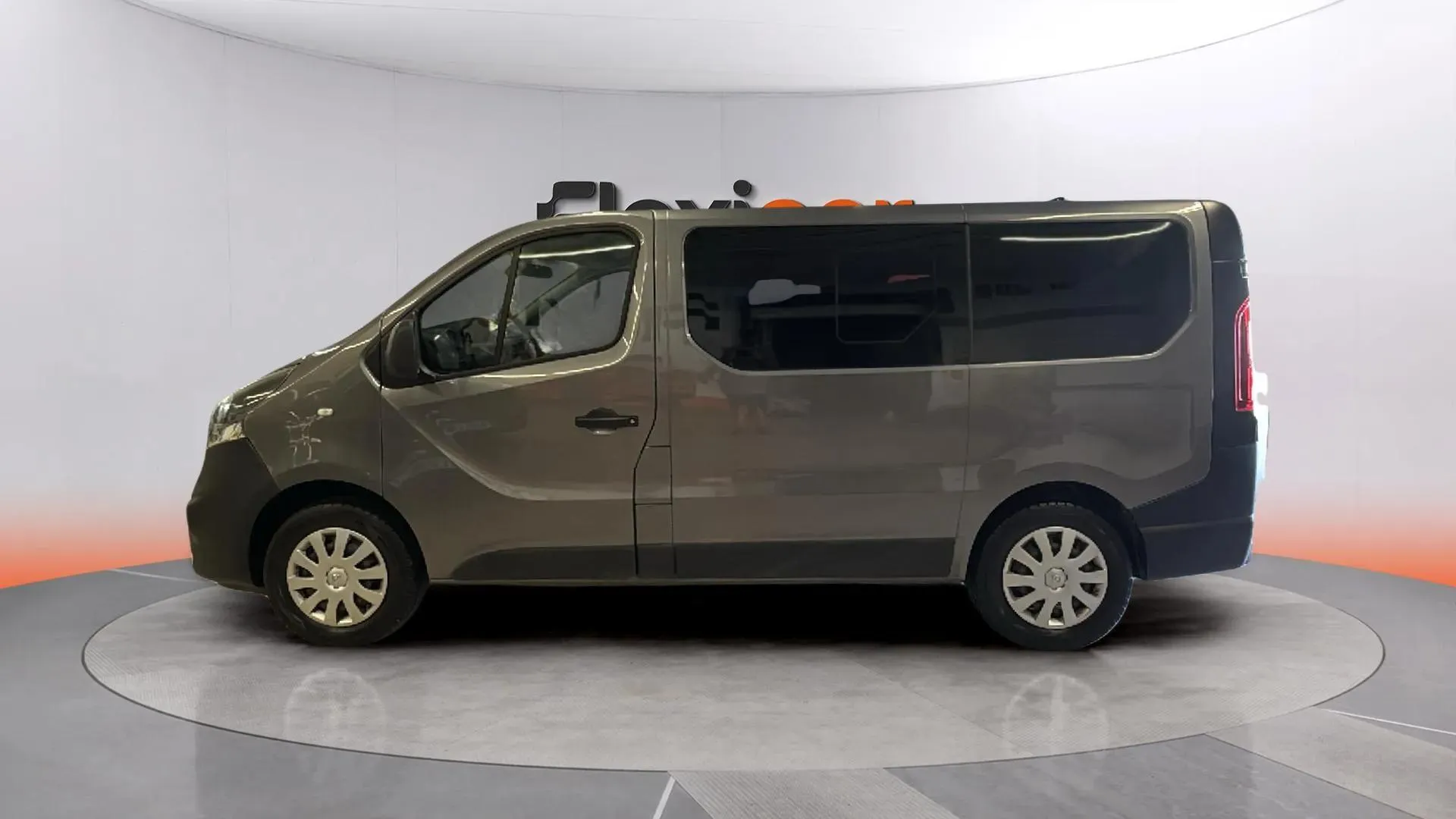 Opel Vivaro 1.6 CDTI L1 2.7t Combi Plus-9 - foto 4