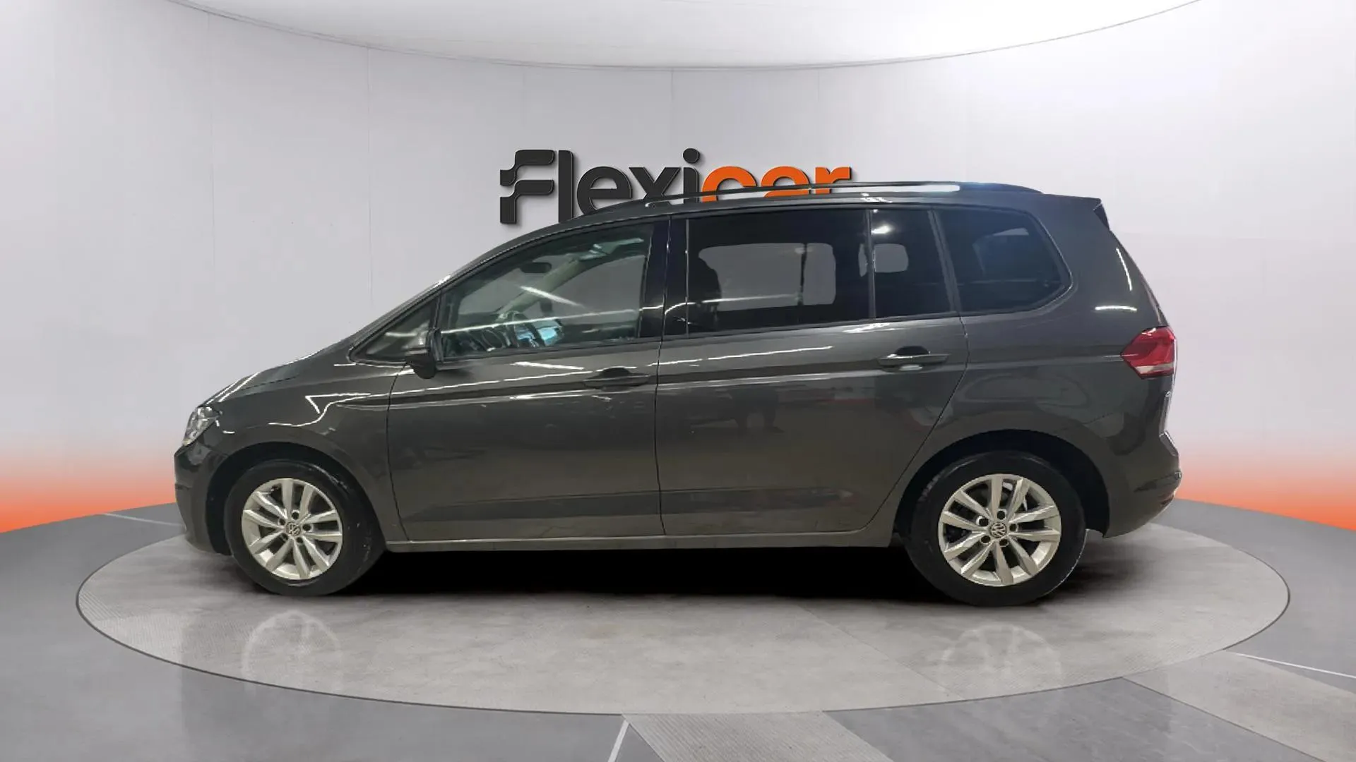 Volkswagen Touran Advance 1.6 TDI SCR BMT DSG - foto 4