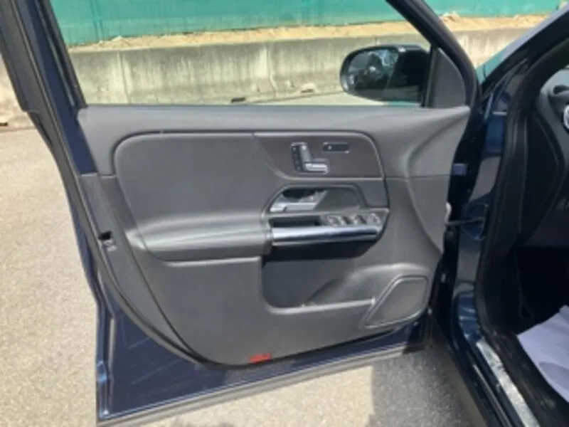 Mercedes-Benz GLA 2020 todoterreno 200 - foto 11