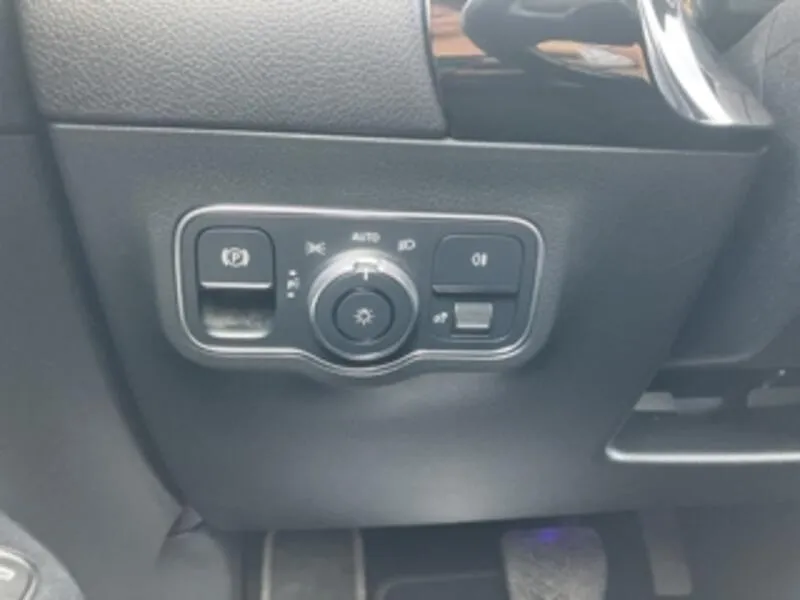 Mercedes-Benz GLA 2020 todoterreno 200 - foto 16