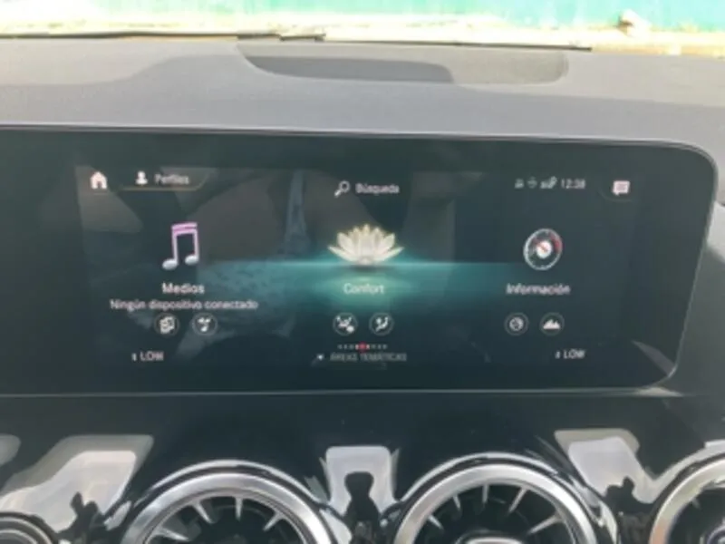 Mercedes-Benz GLA 2020 todoterreno 200 - foto 18