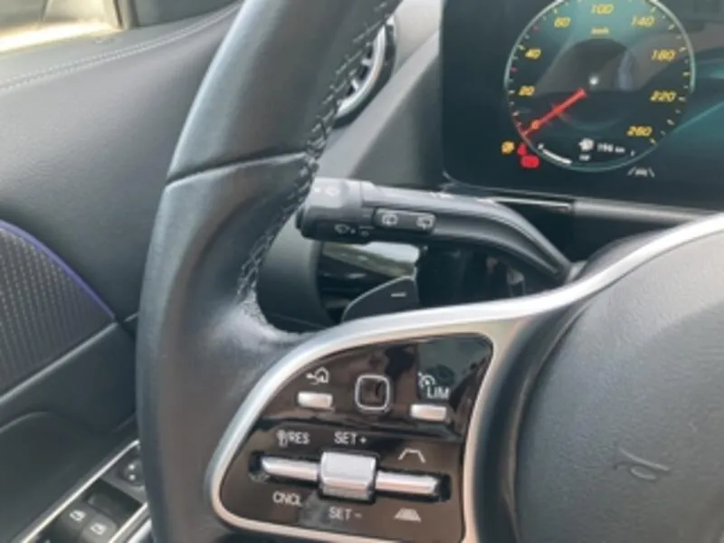 Mercedes-Benz GLA 2020 todoterreno 200 - foto 14
