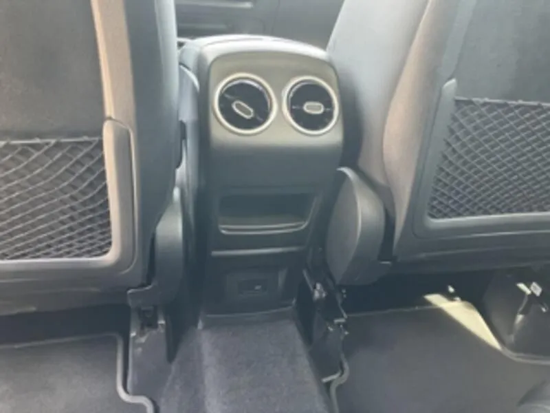 Mercedes-Benz GLA 2020 todoterreno 200 - foto 27