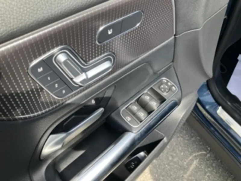 Mercedes-Benz GLA 2020 todoterreno 200 - foto 12