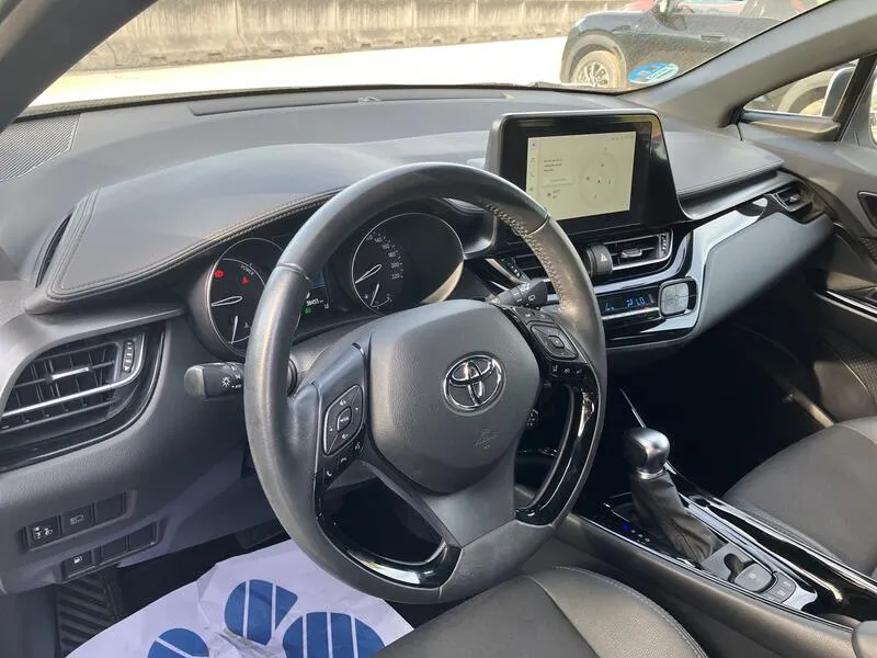 Toyota C-HR 2.0 180H Advance - foto 11