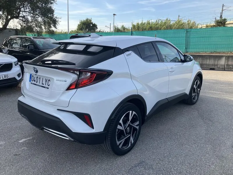 Toyota C-HR 2.0 180H Advance - foto 6