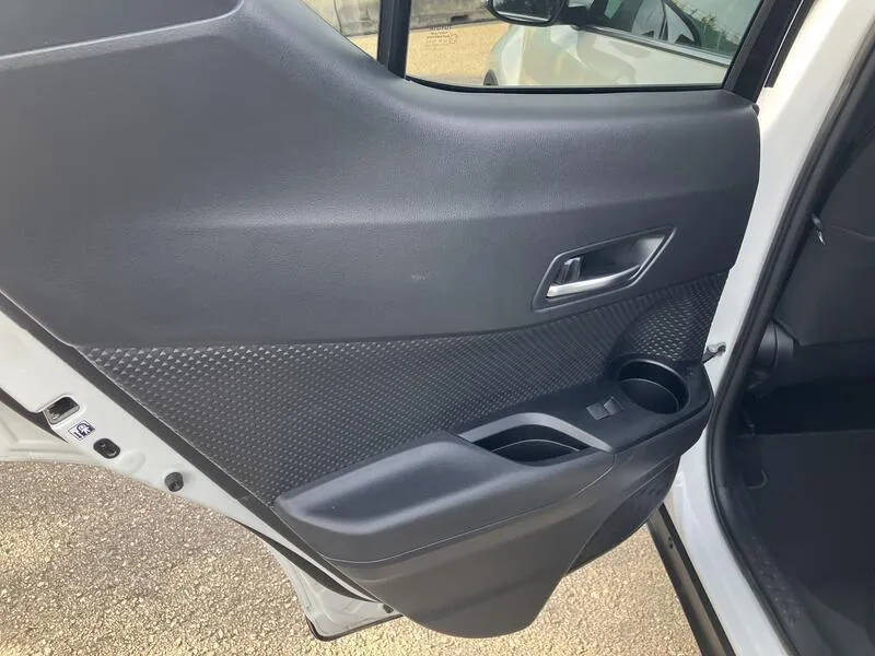 Toyota C-HR 2.0 180H Advance - foto 27