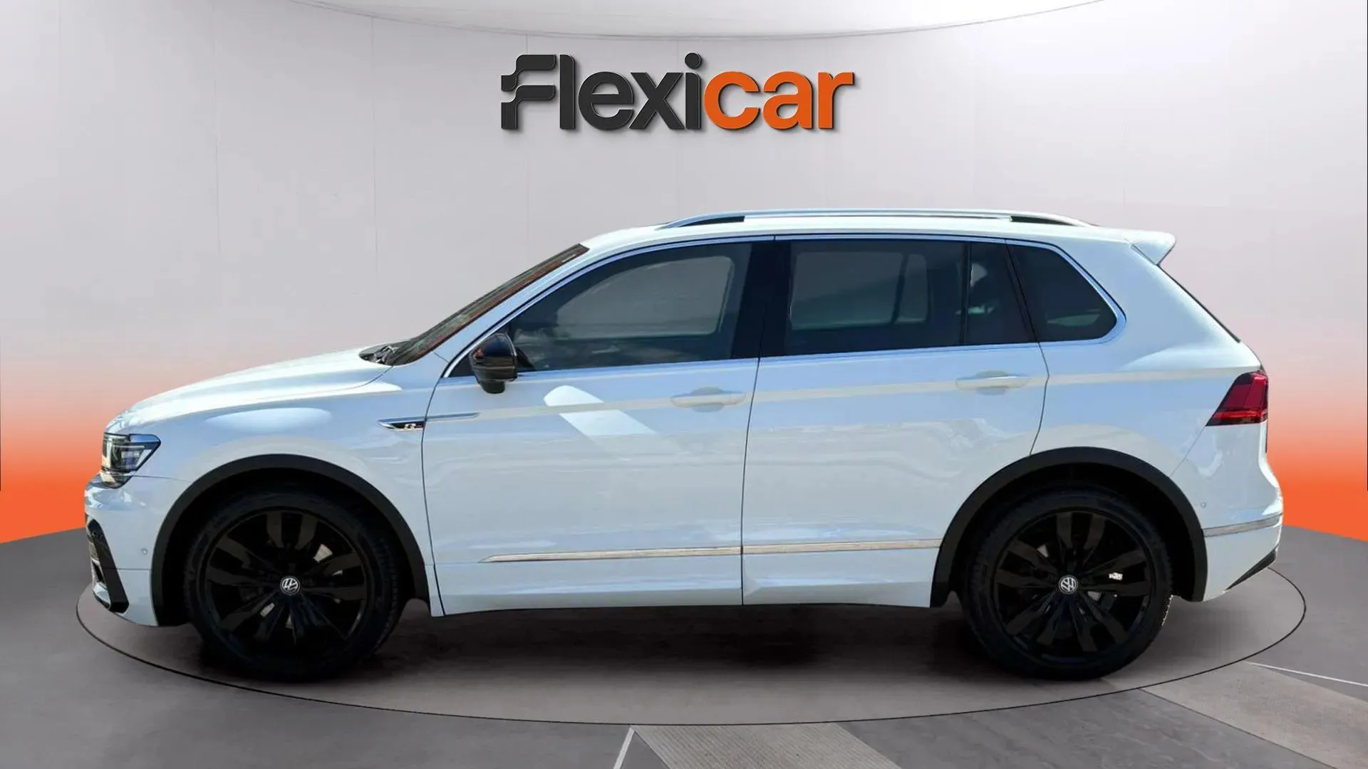 Volkswagen Tiguan Sport 2.0 TDI 4Motion DSG - foto 4