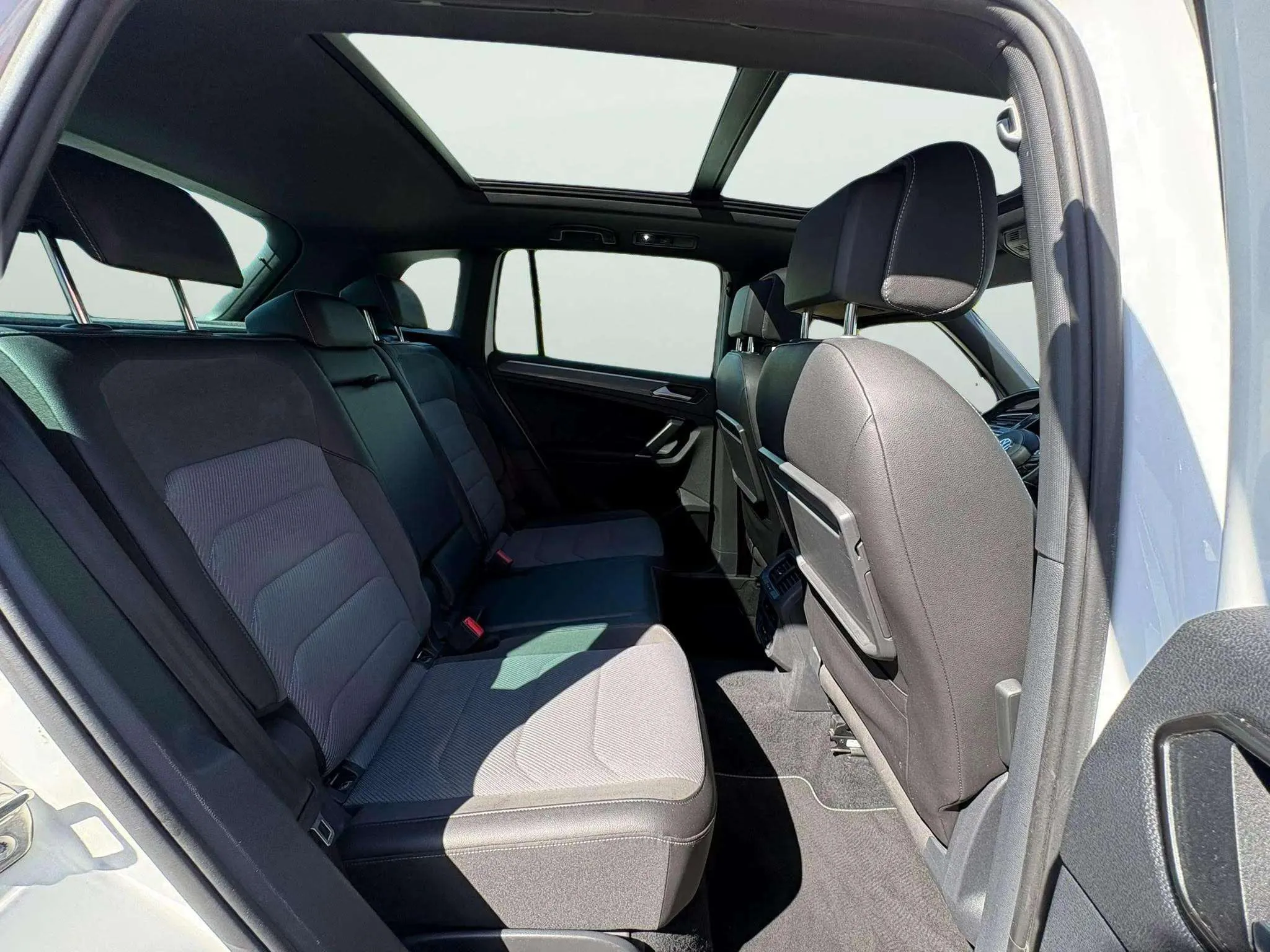 Volkswagen Tiguan Sport 2.0 TDI 4Motion DSG - foto 24