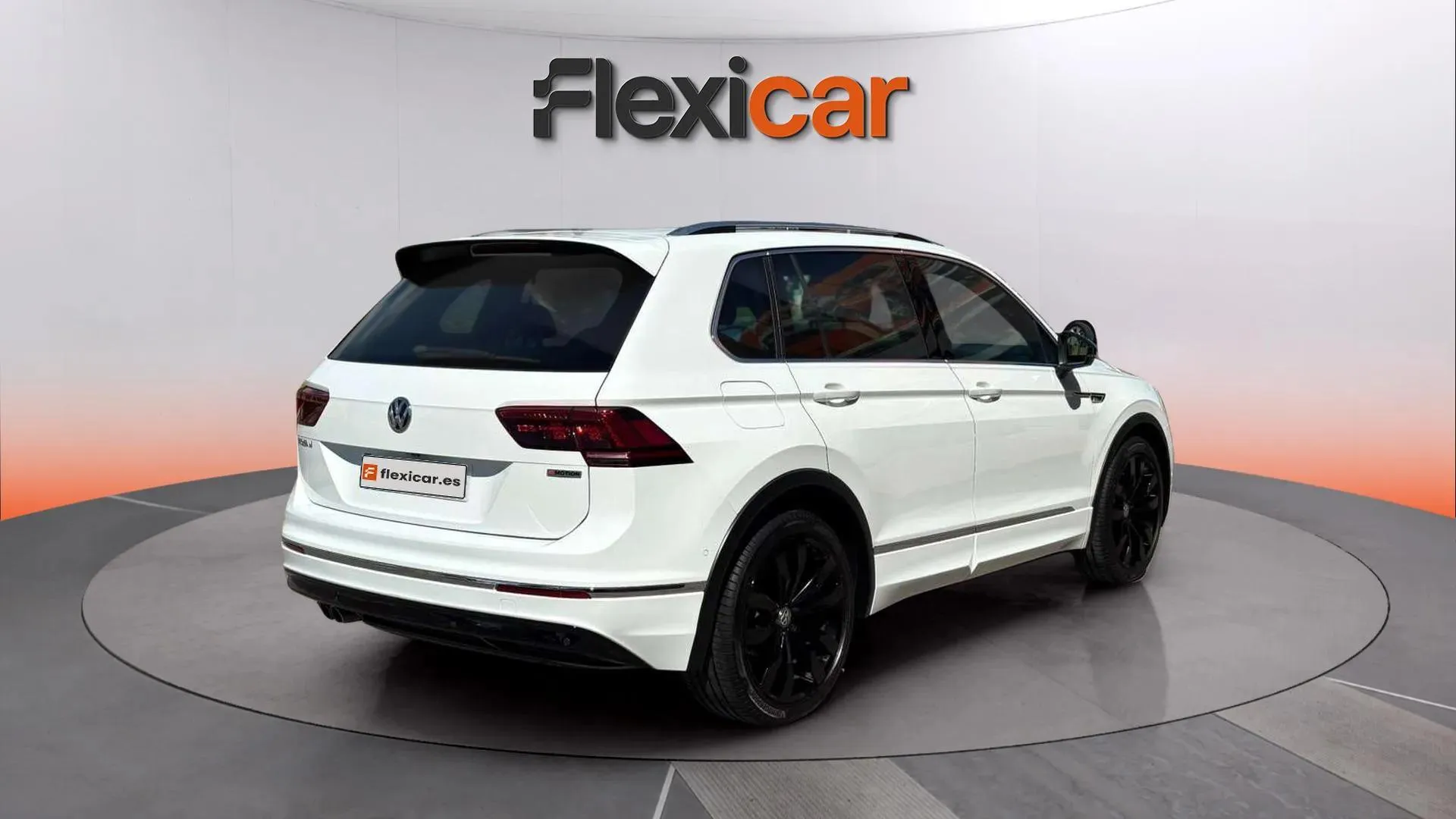 Volkswagen Tiguan Sport 2.0 TDI 4Motion DSG - foto 8