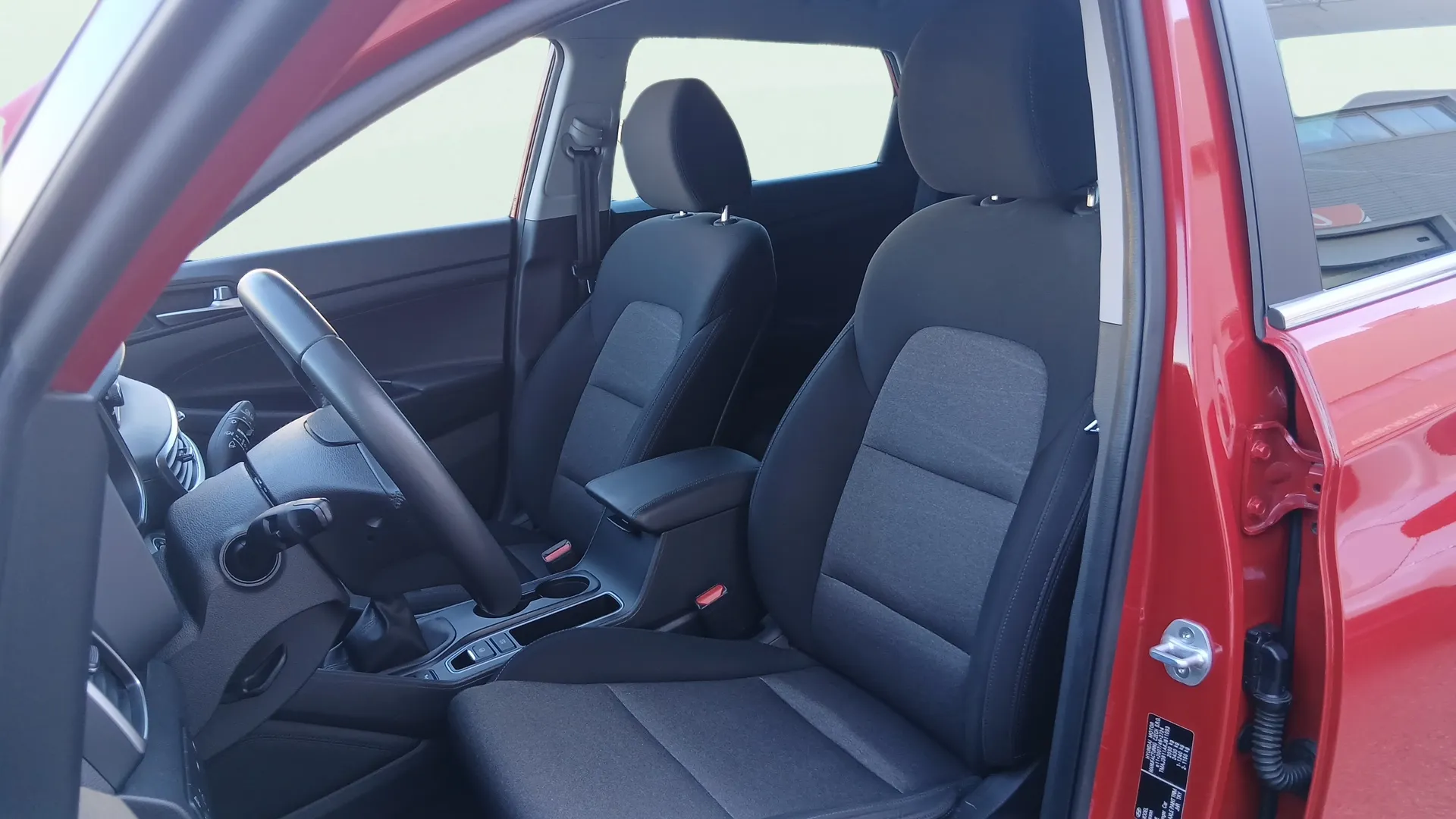 Hyundai Tucson 1.6 GDI Klass BE 4x2 - foto 7