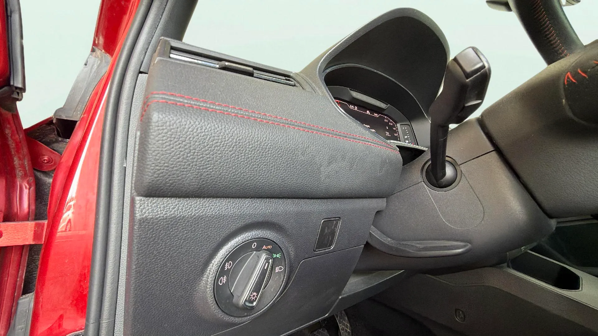 SEAT Ibiza 1.0 TSI FR Plus - foto 28