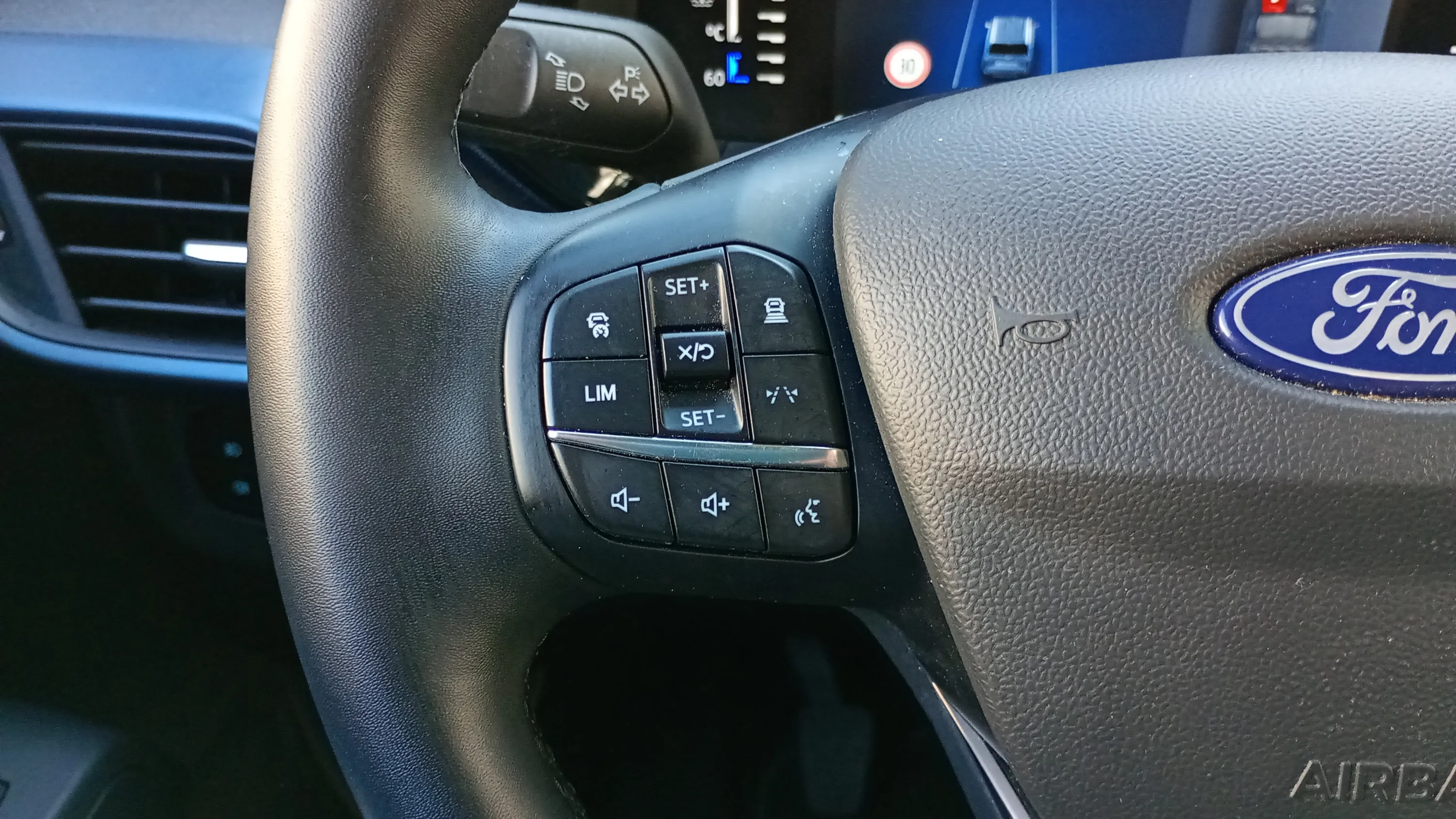 Ford Tourneo Courier 1.0 EcoBoost Active - foto 22