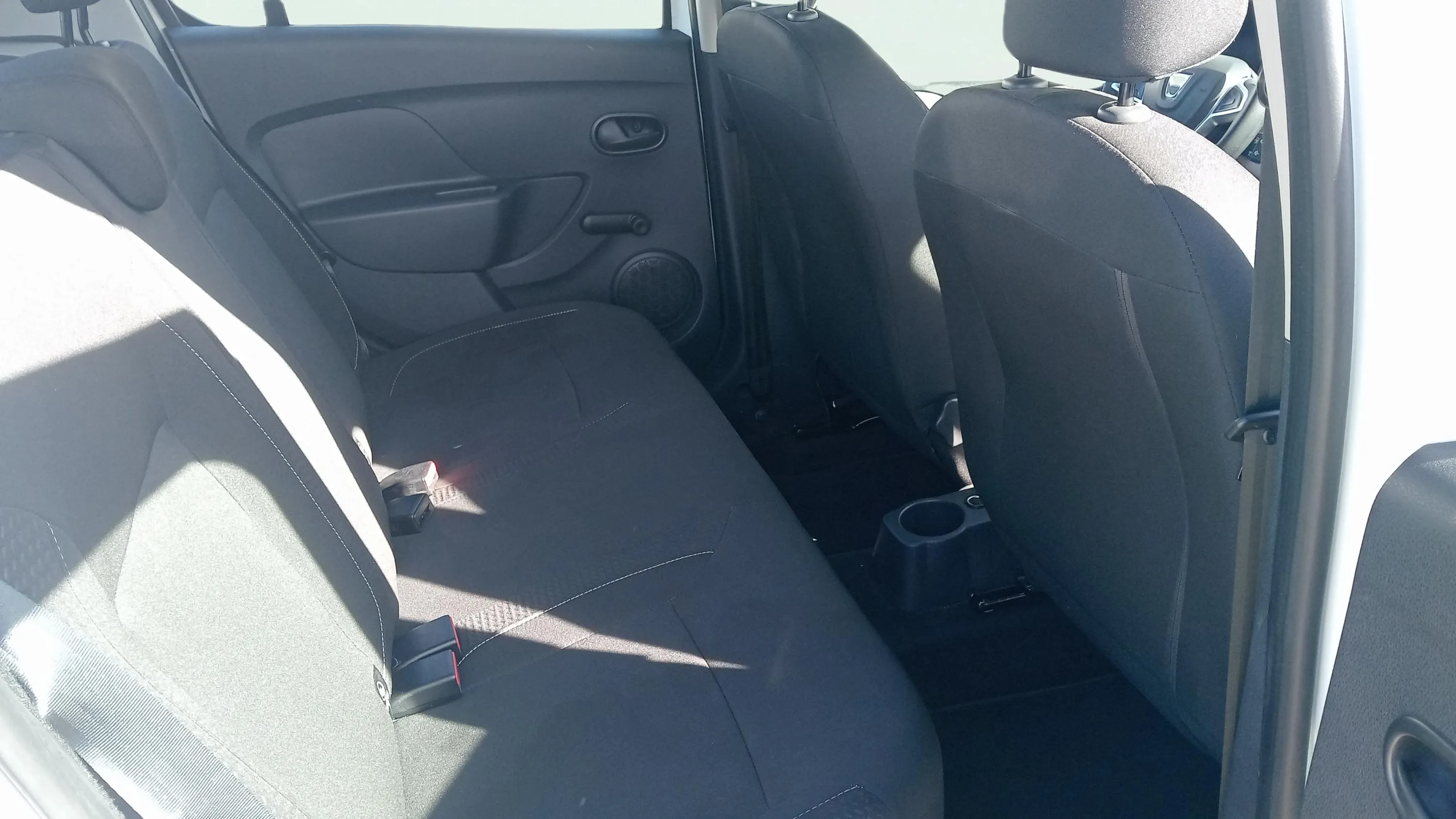 Dacia Sandero Comfort TCe 1.0 - foto 18