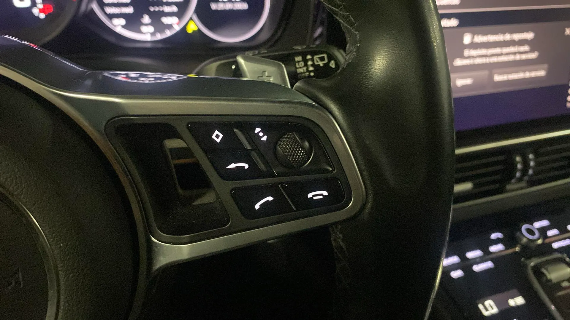 Porsche Cayenne - foto 15