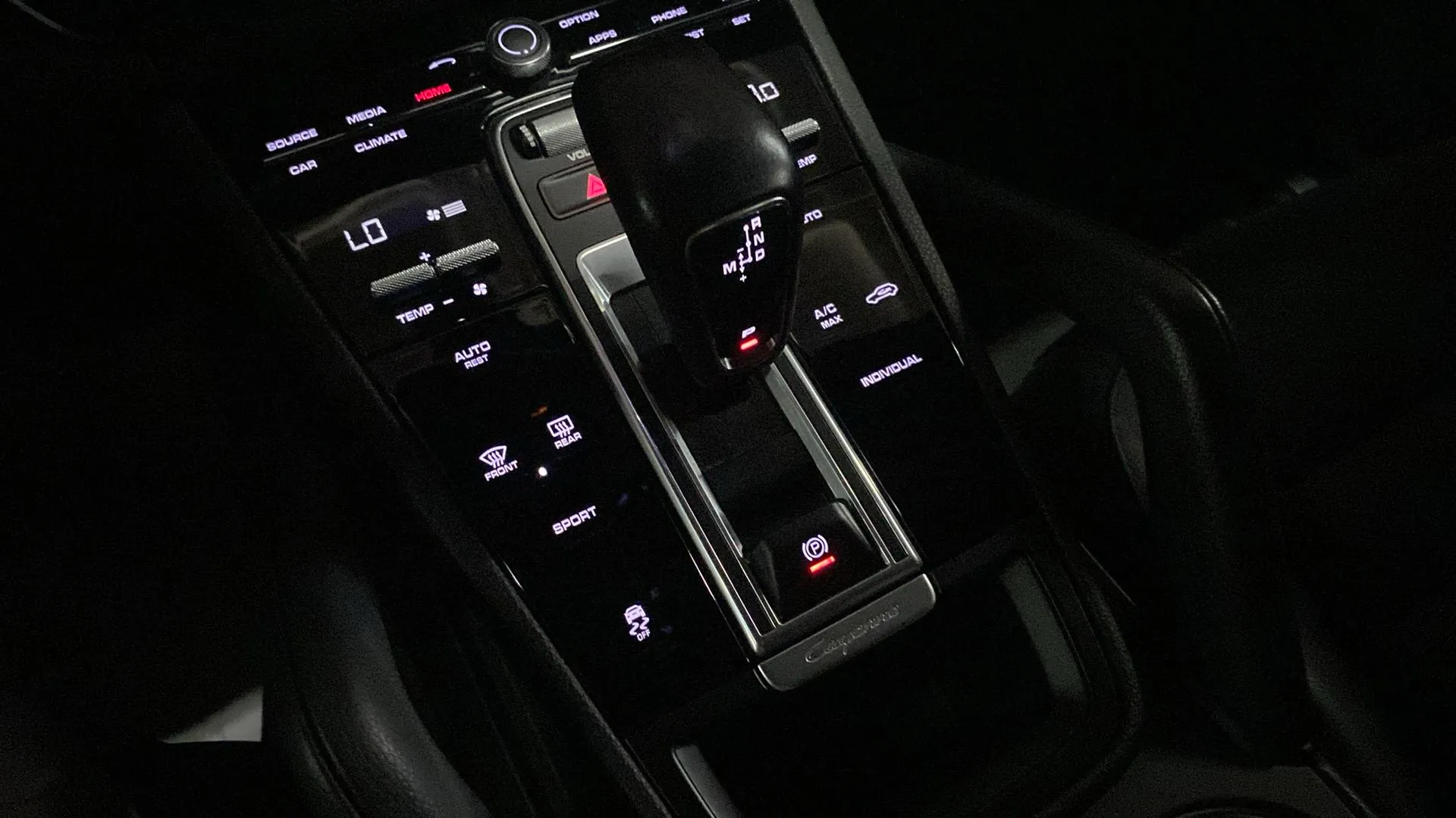 Porsche Cayenne - foto 24