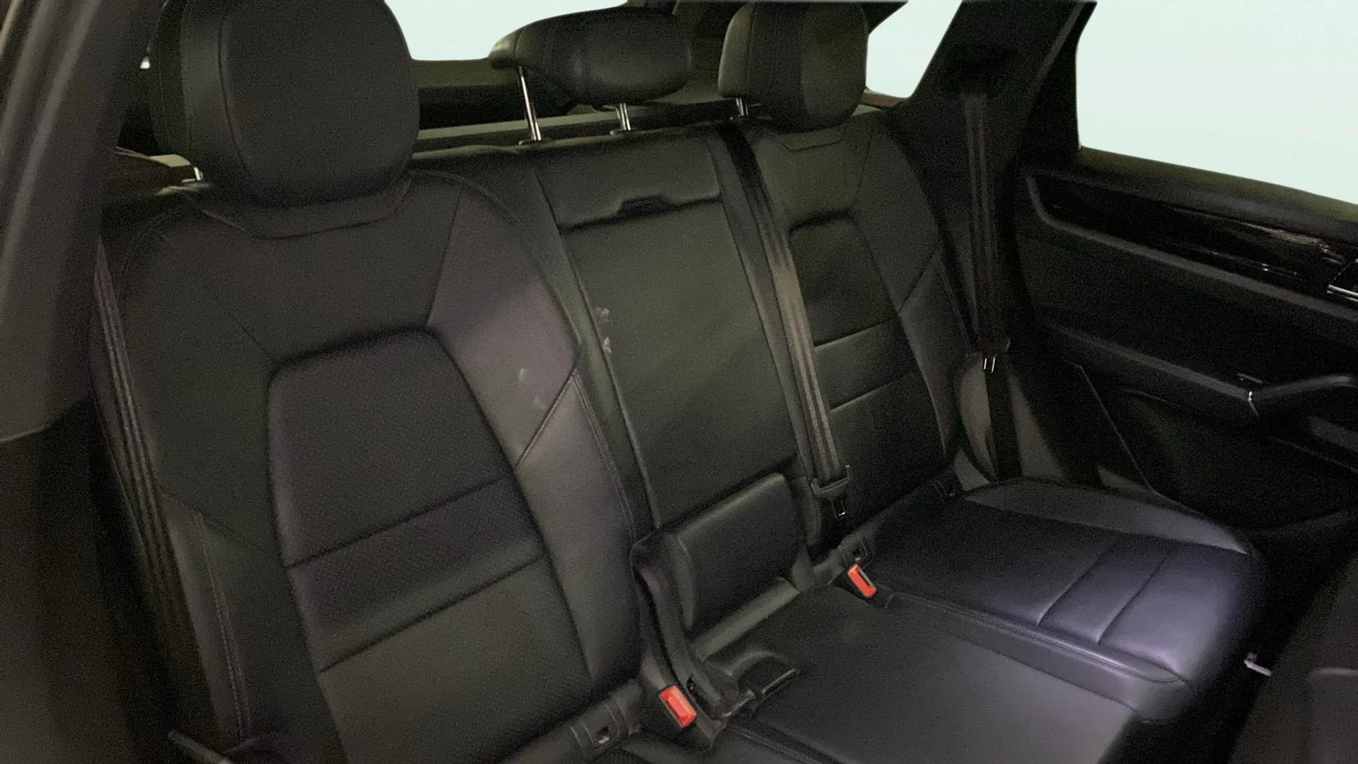 Porsche Cayenne - foto 18